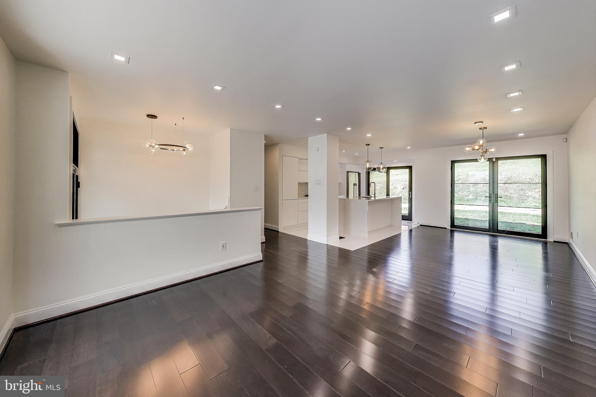 NEWPORT HILLS - Residential Lease