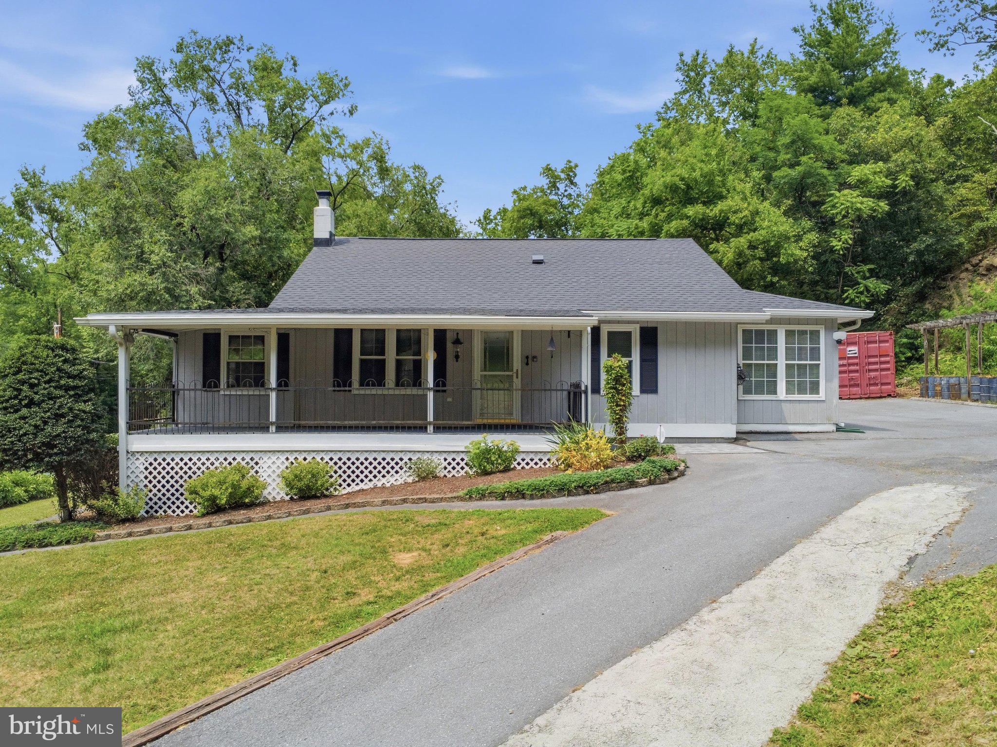 11733 SNUG HARBOR LANE