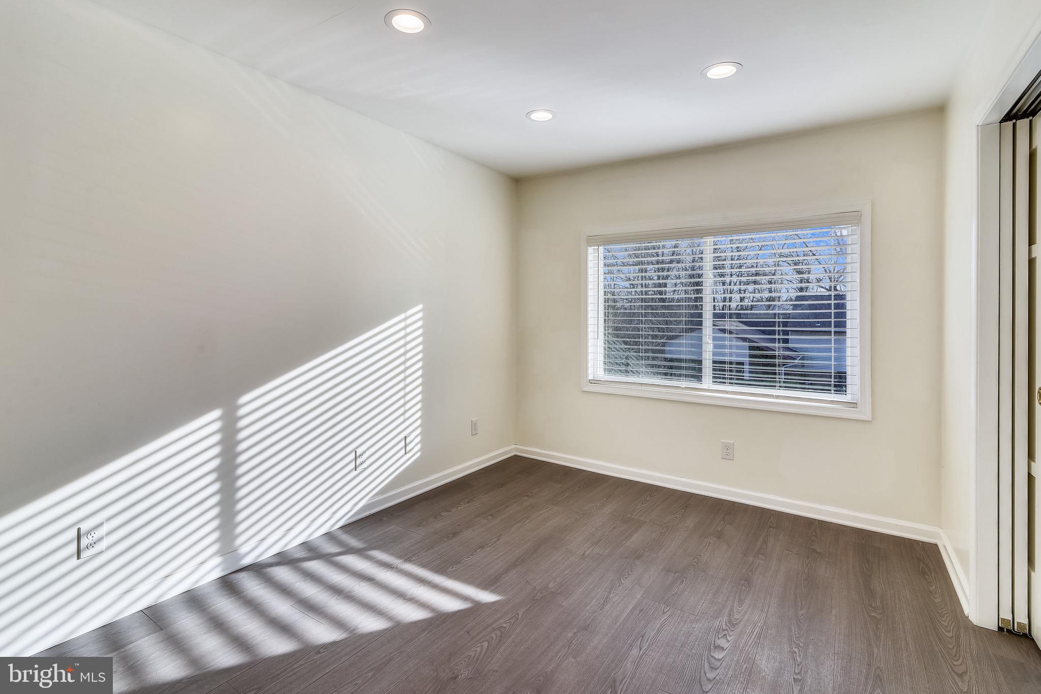 SUGARLAND RUN - Residential