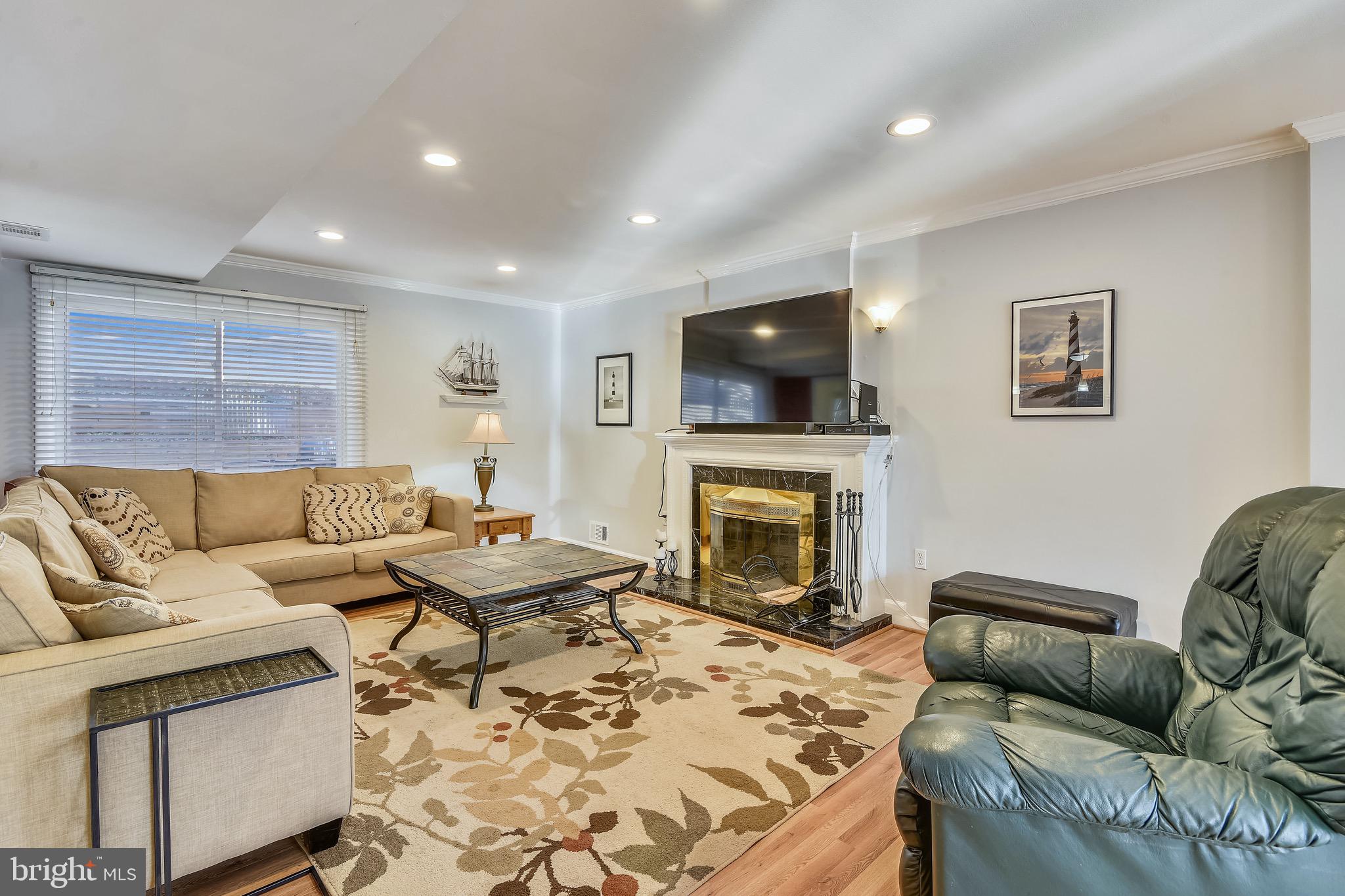 SUGARLAND RUN - Residential