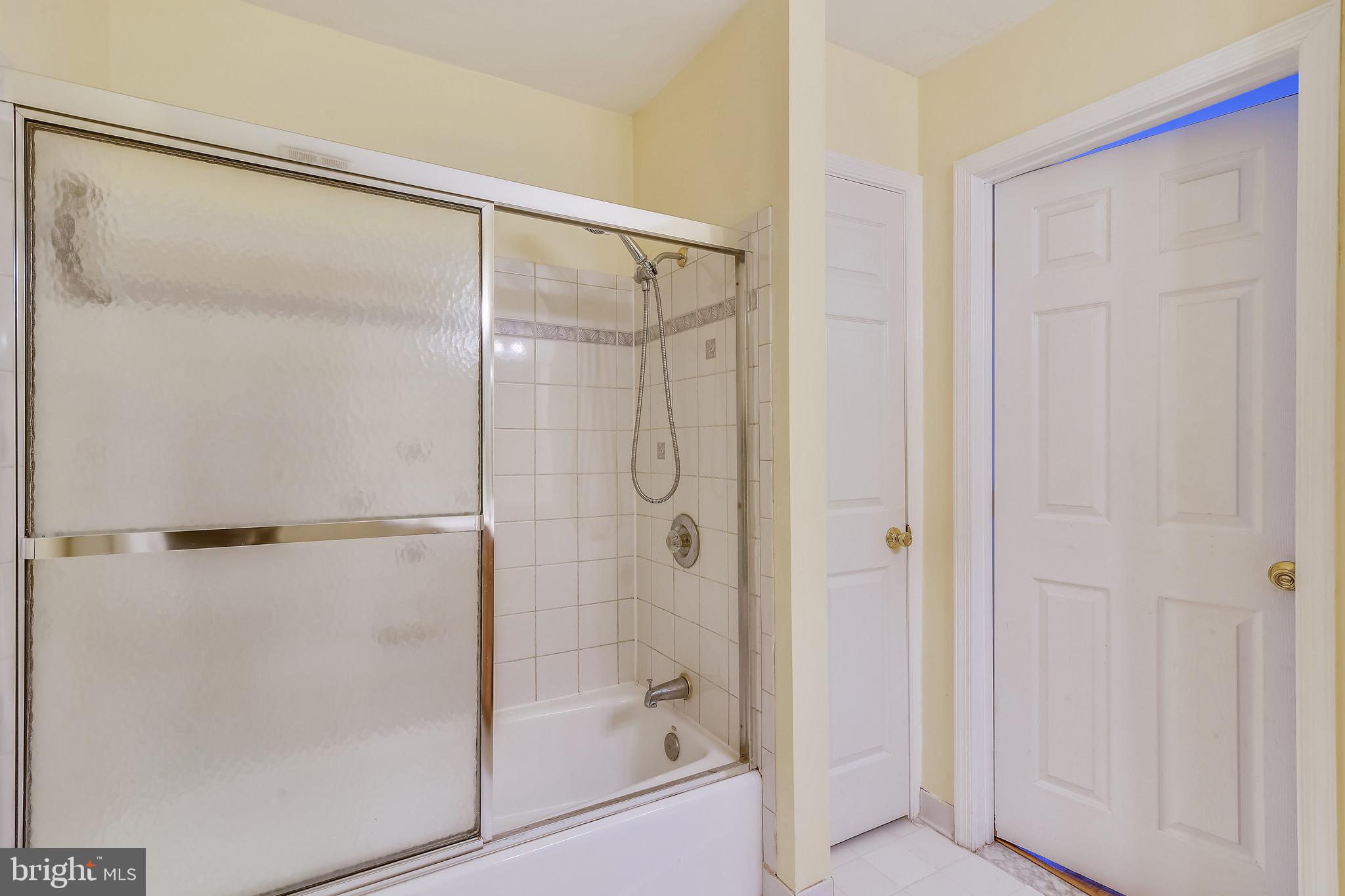 SUGARLAND RUN - Residential