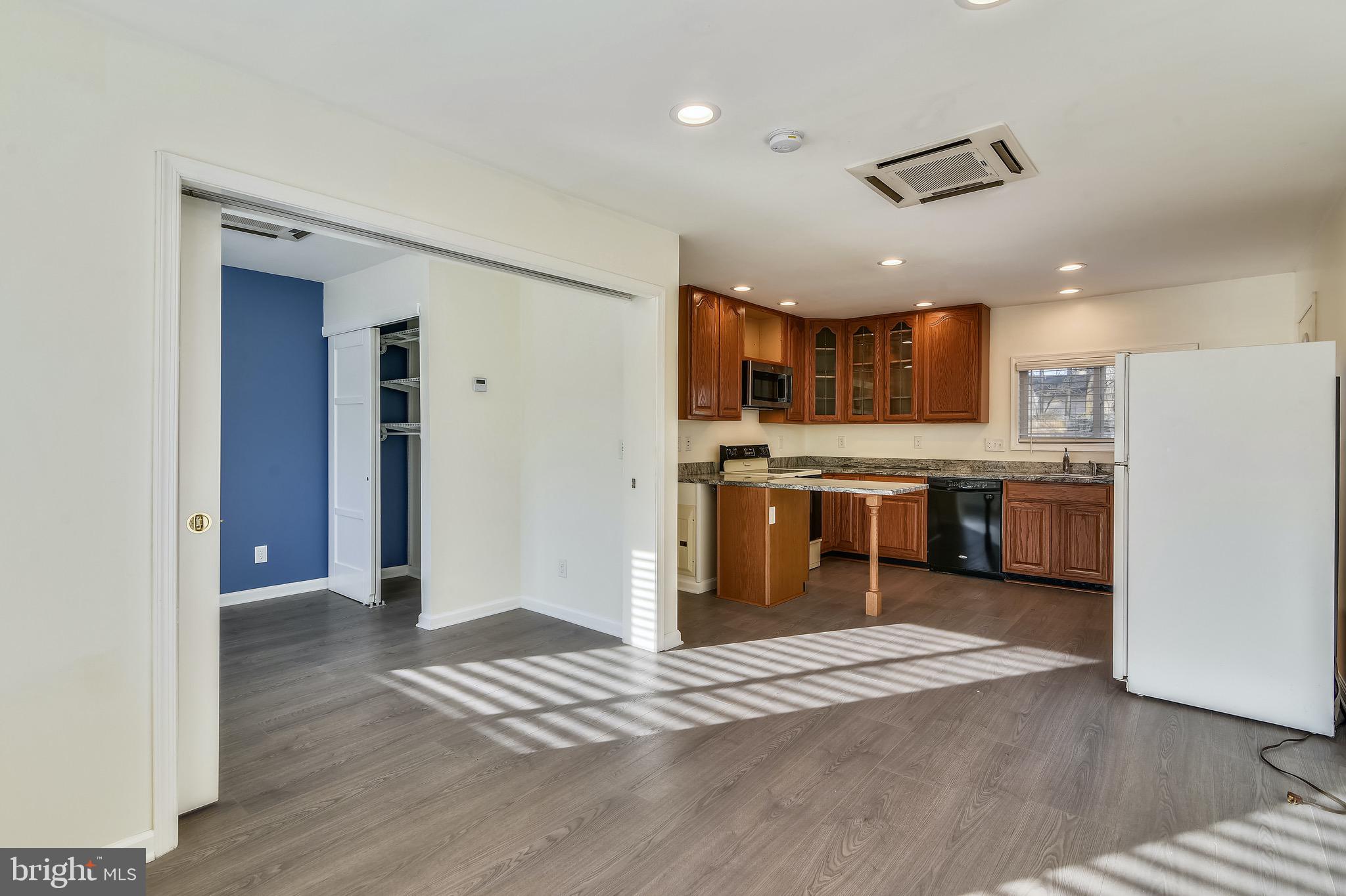 SUGARLAND RUN - Residential