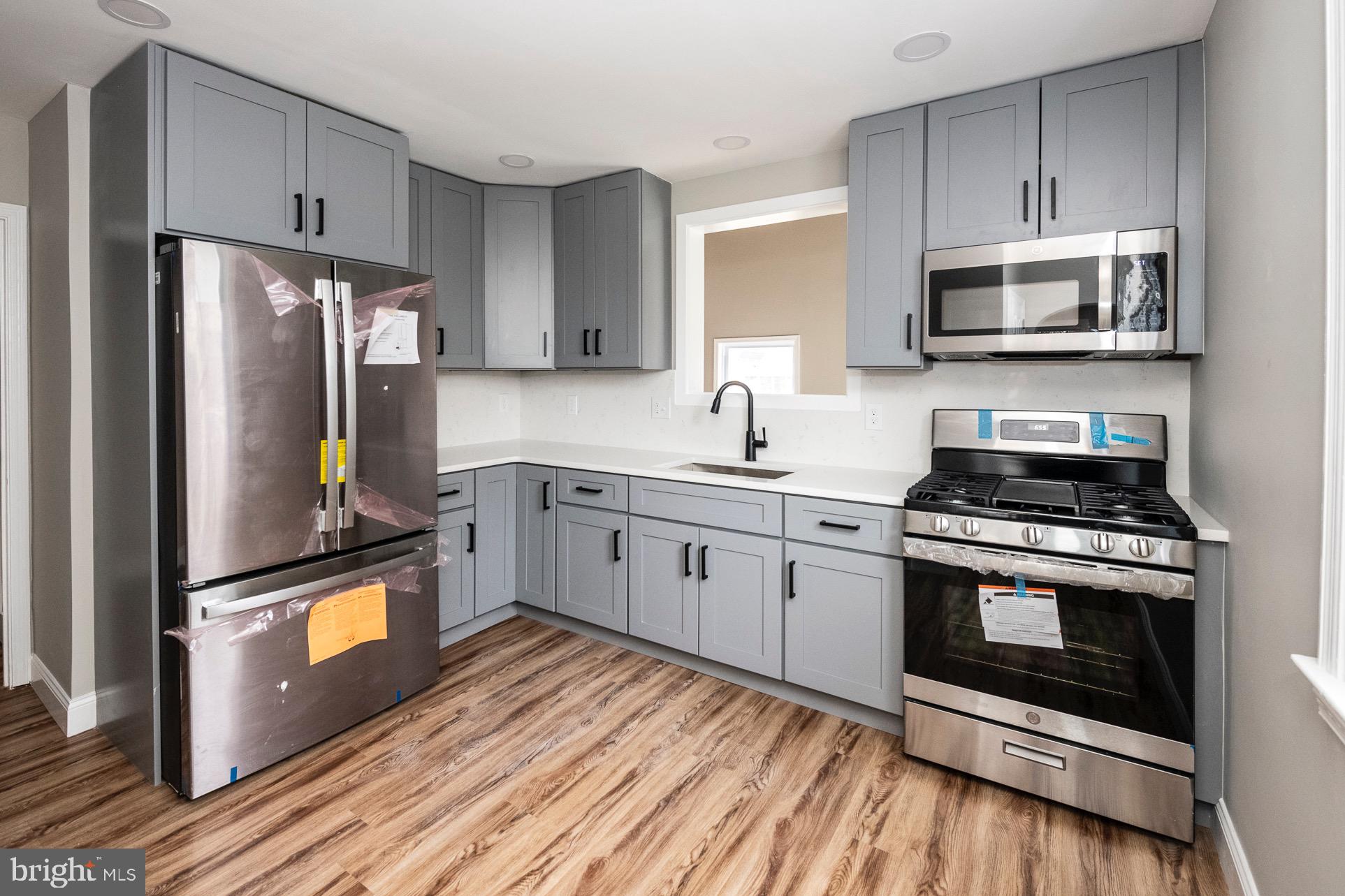 RIDLEY PARK - Residential