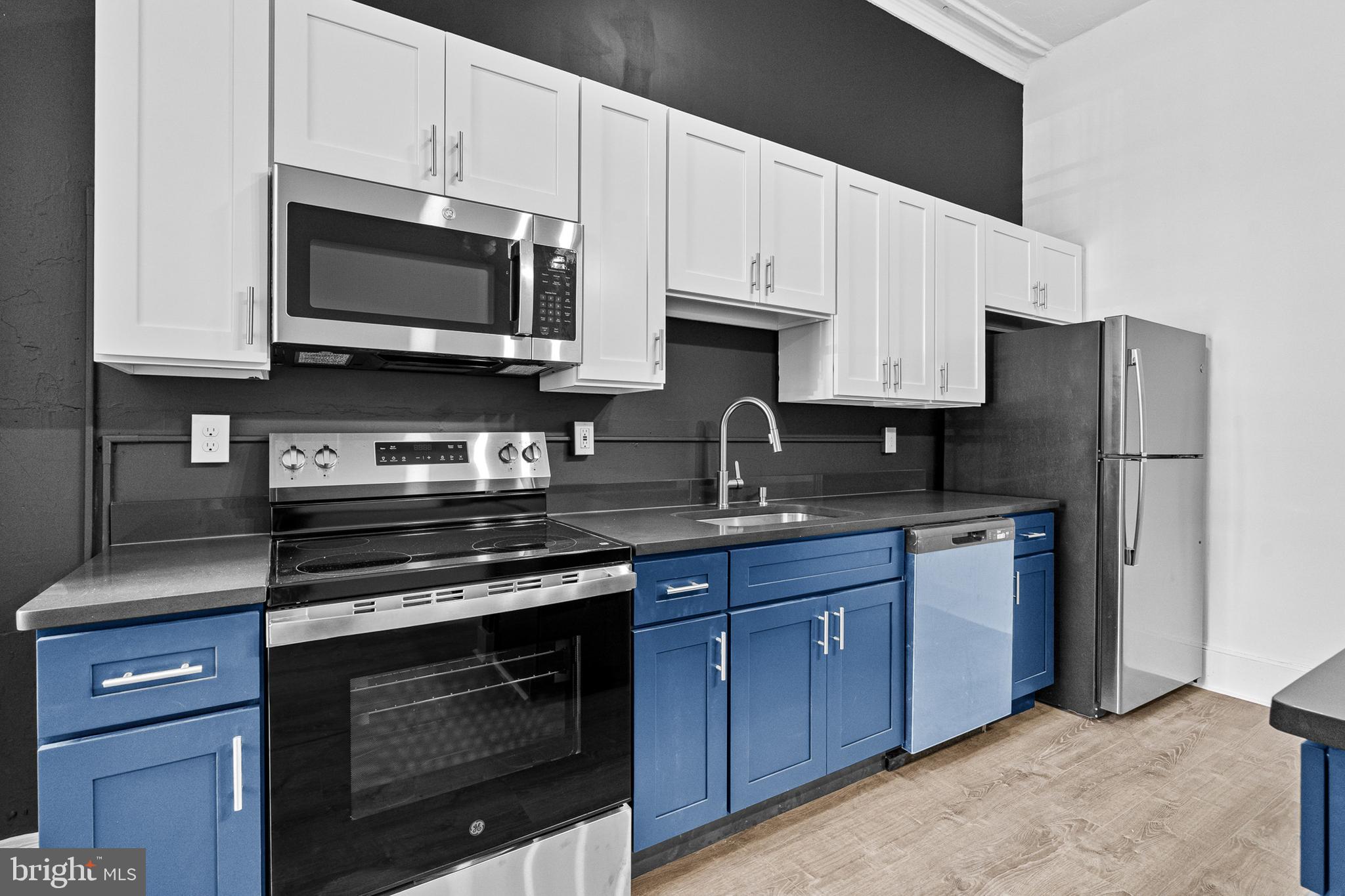 FRANKLIN SQUARE HISTORIC DISTRICT - Residential Lease