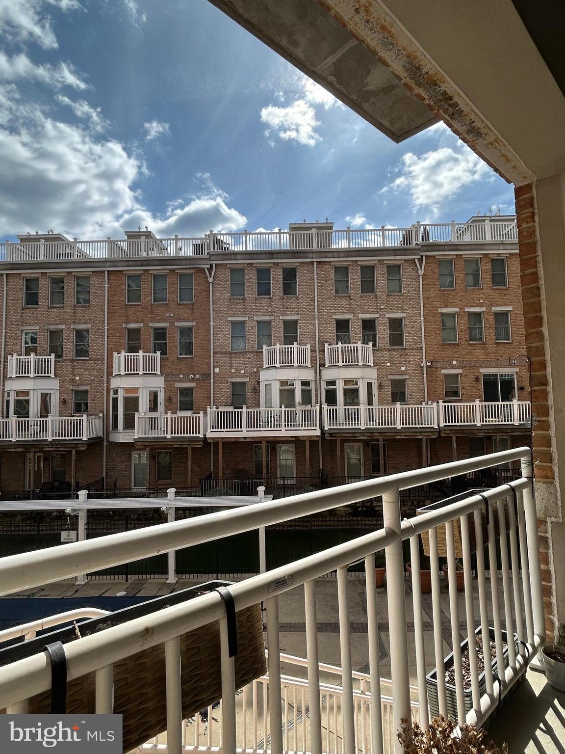 DOWNTOWN - Residential