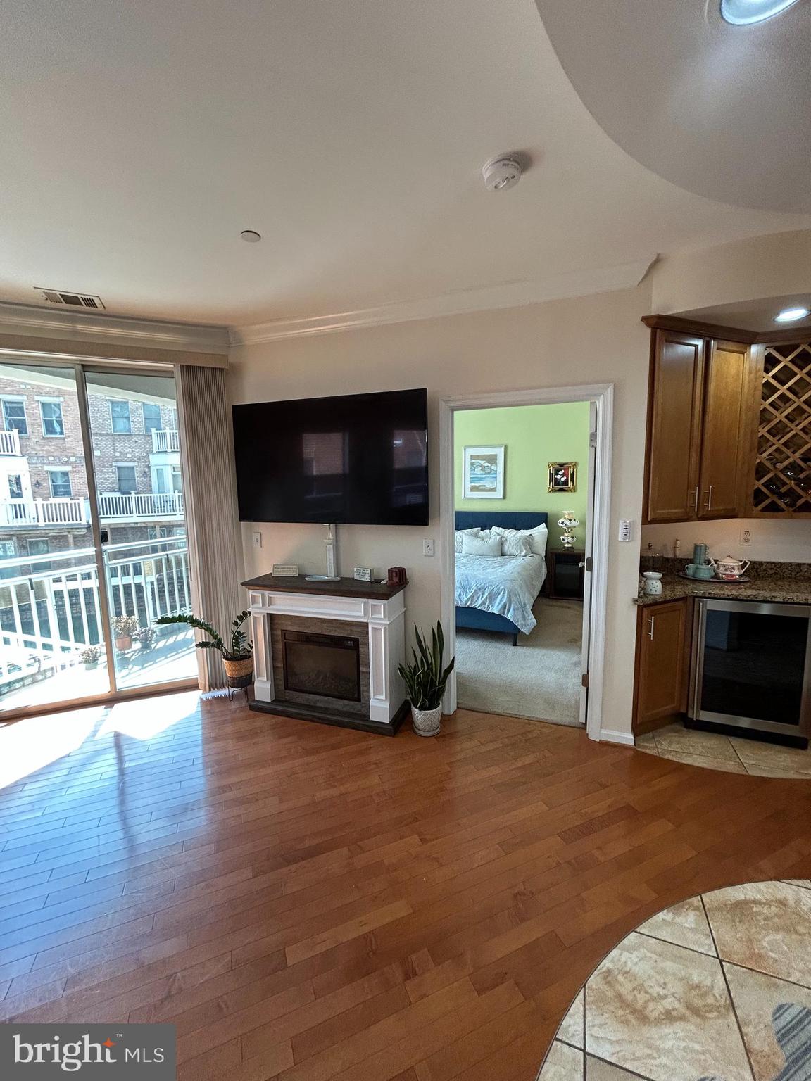 DOWNTOWN - Residential