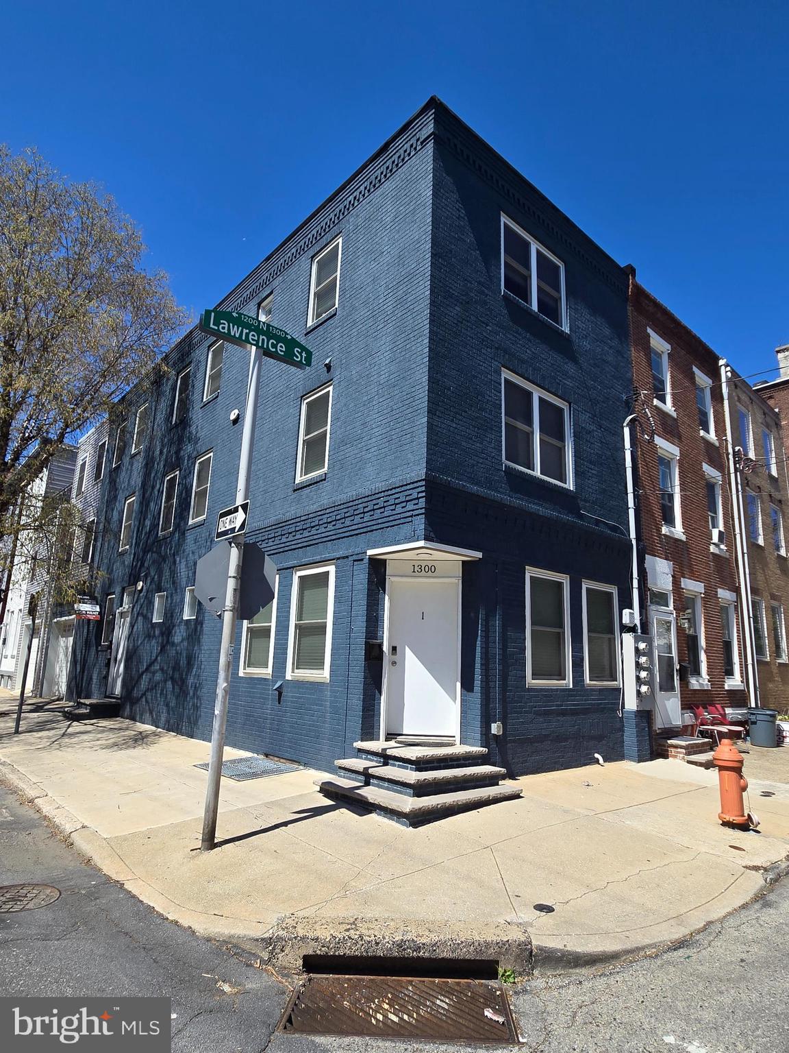 OLDE KENSINGTON - Residential Lease