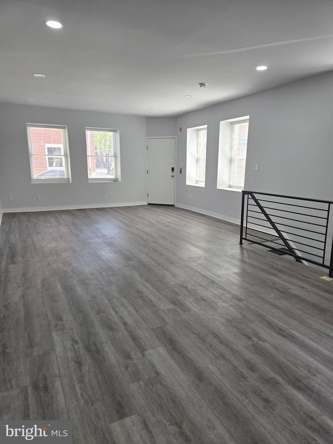 OLDE KENSINGTON - Residential Lease