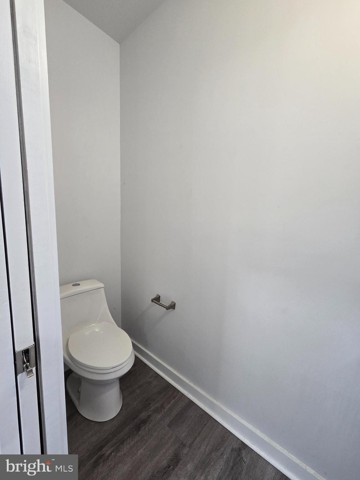 OLDE KENSINGTON - Residential Lease