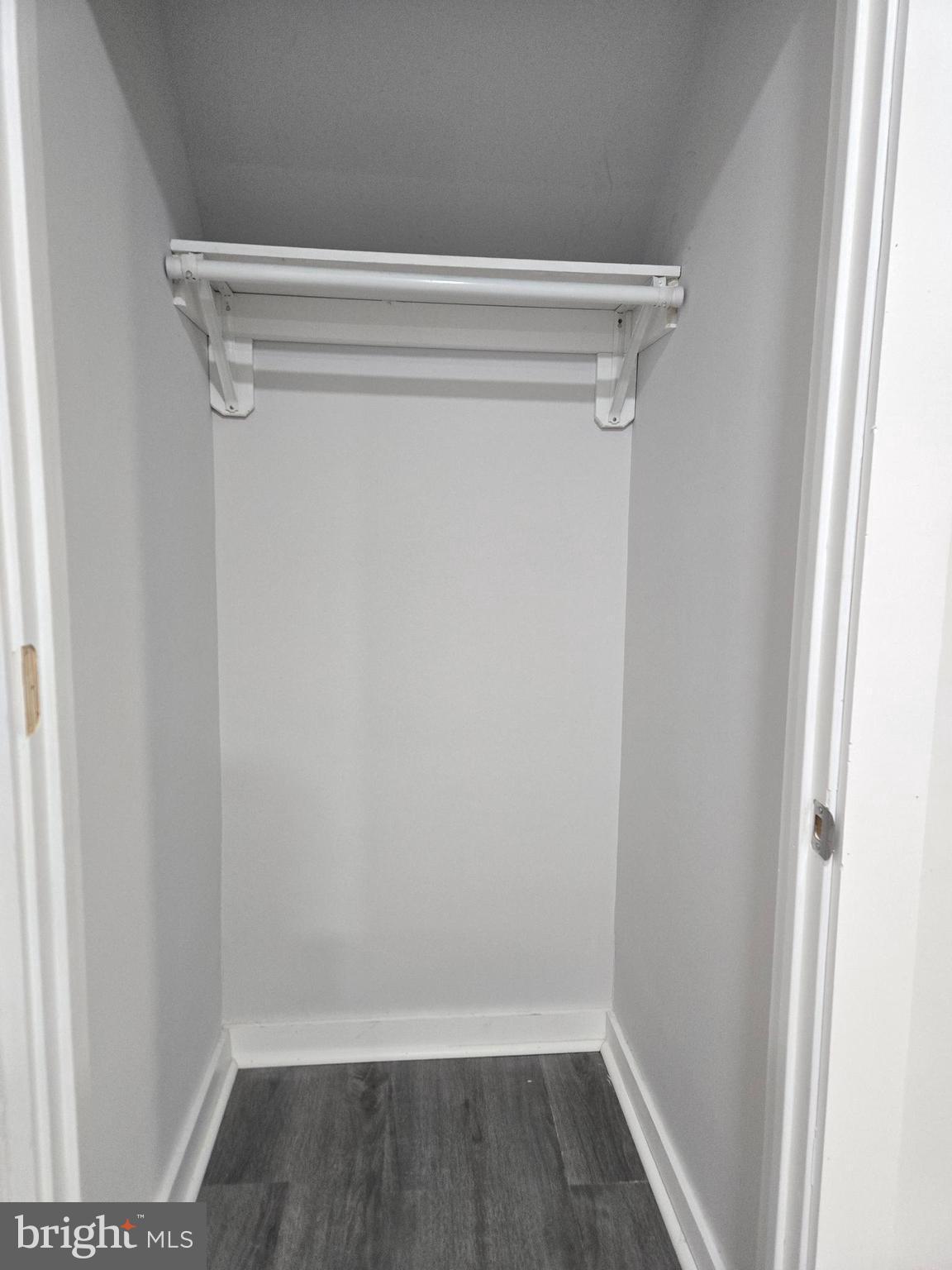 OLDE KENSINGTON - Residential Lease