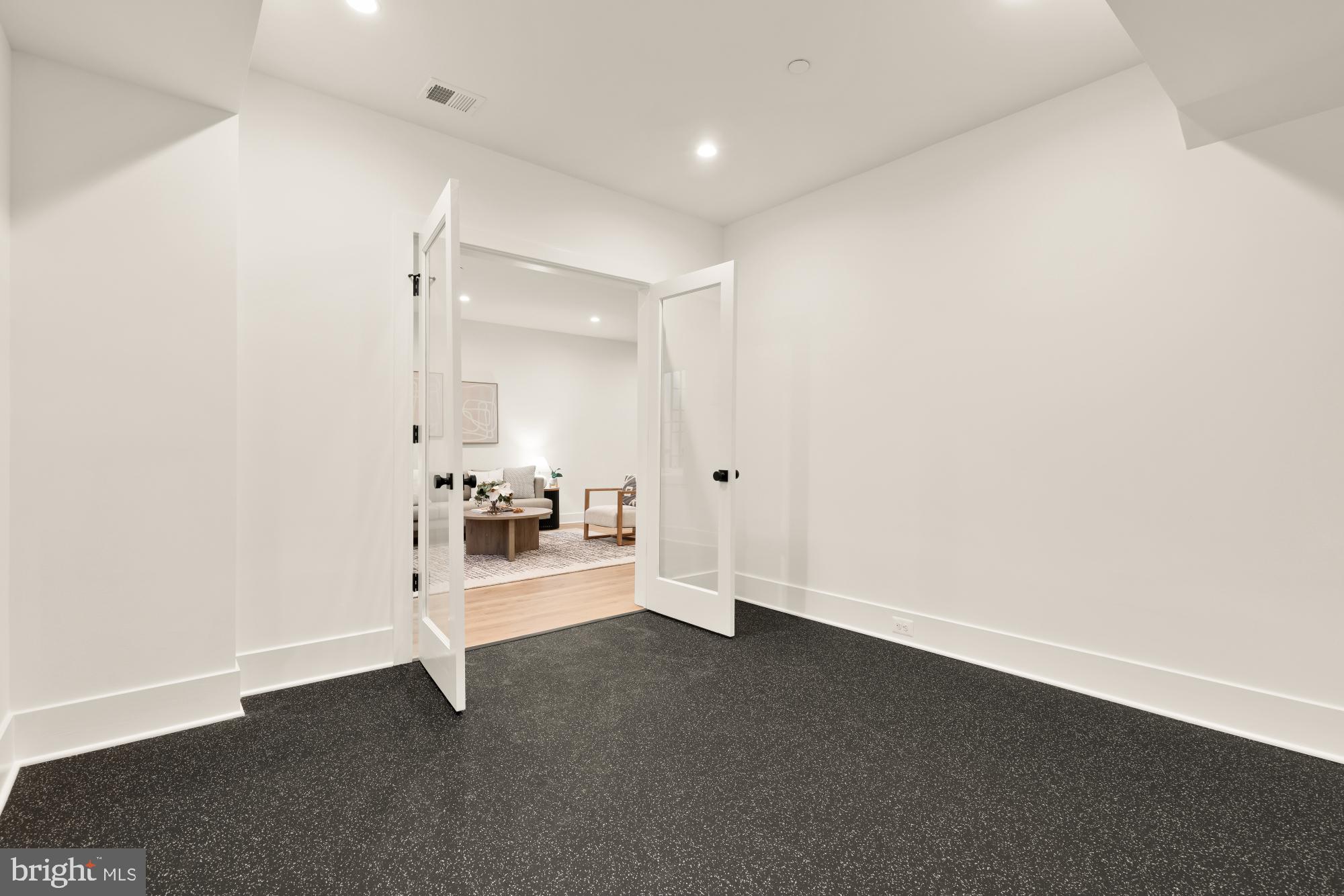 NORWOOD HEIGHTS - Residential