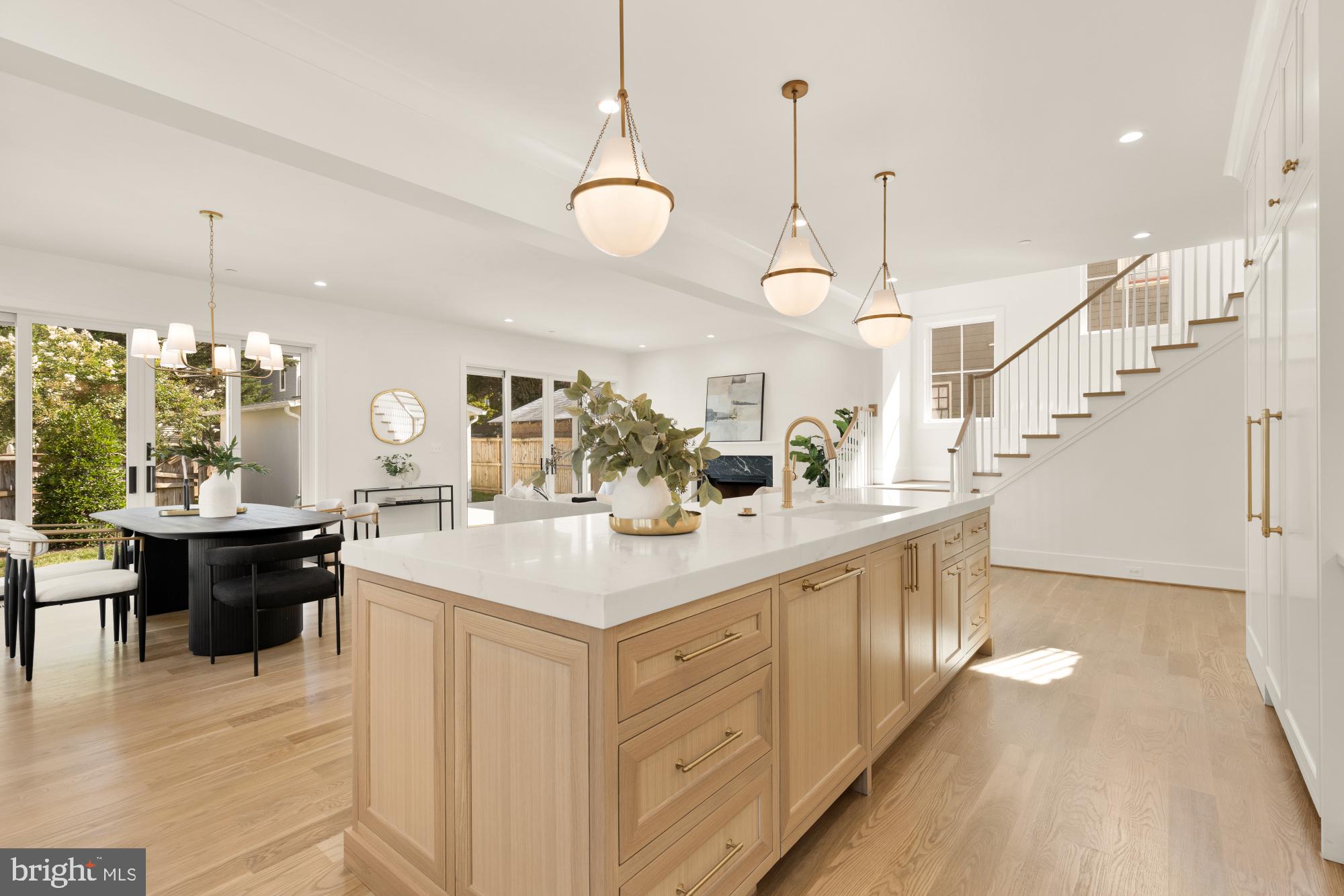 NORWOOD HEIGHTS - Residential