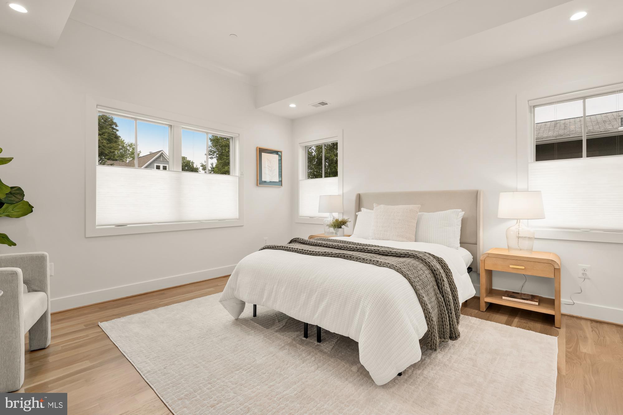 NORWOOD HEIGHTS - Residential