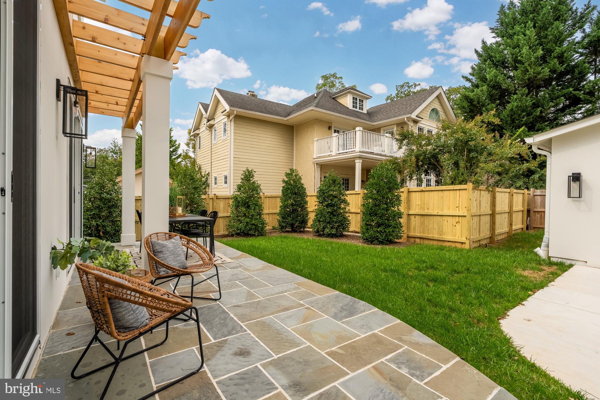 NORWOOD HEIGHTS - Residential