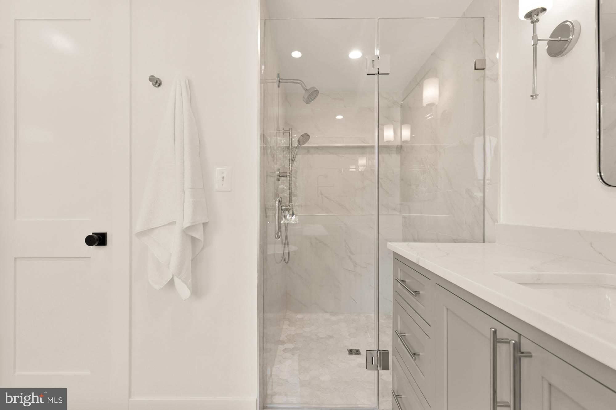 NORWOOD HEIGHTS - Residential