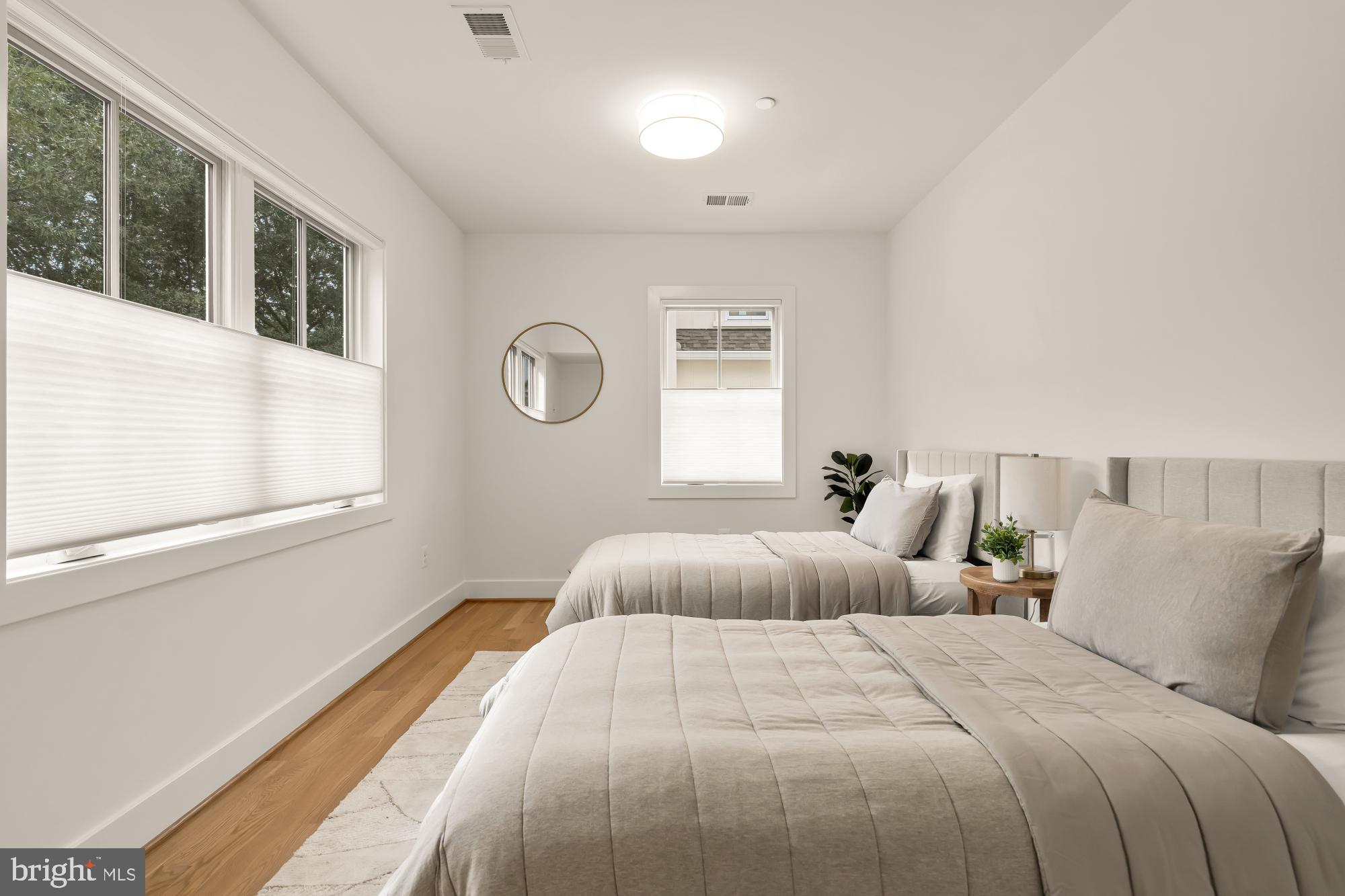 NORWOOD HEIGHTS - Residential