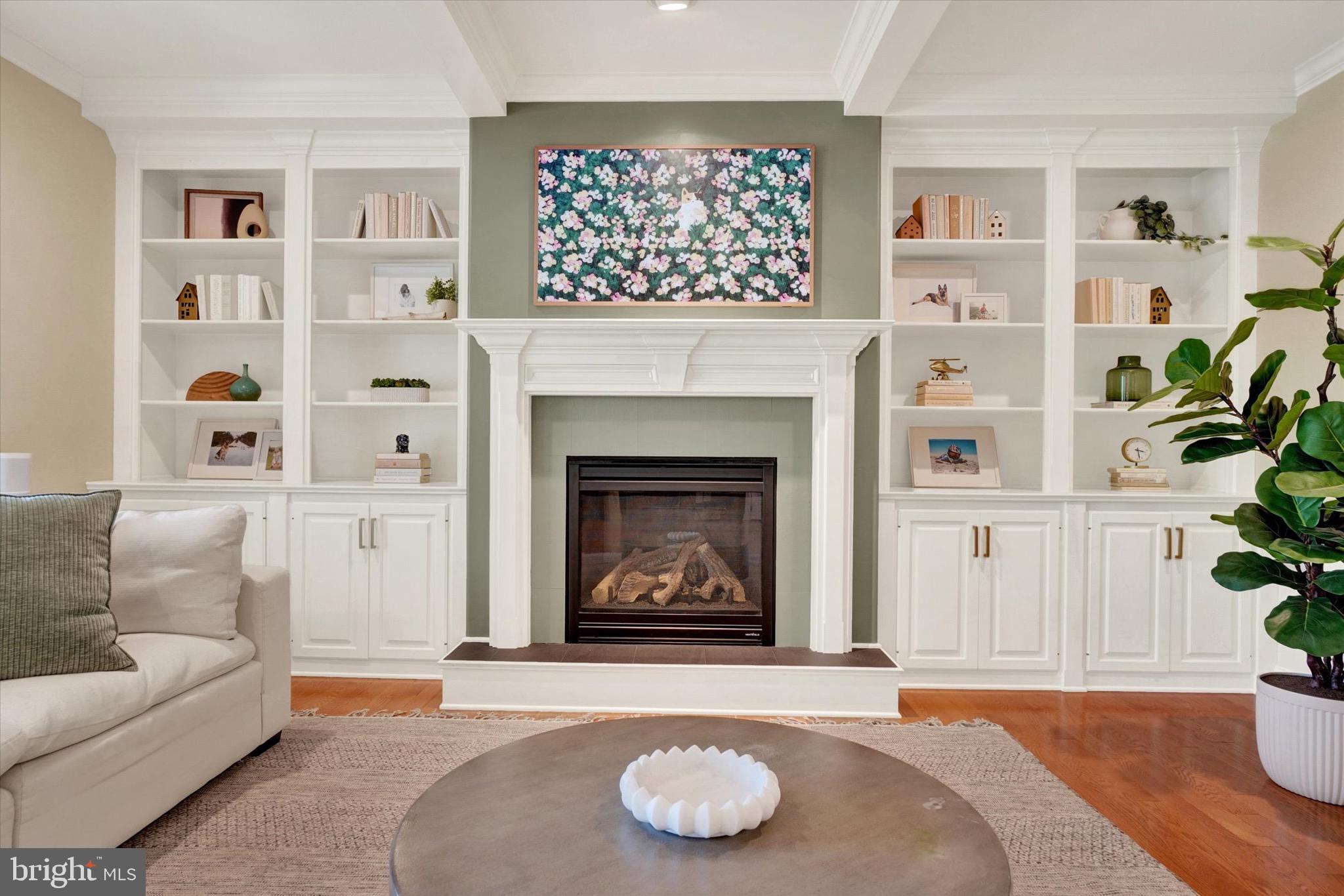 HAMPDEN SUMMIT - Residential