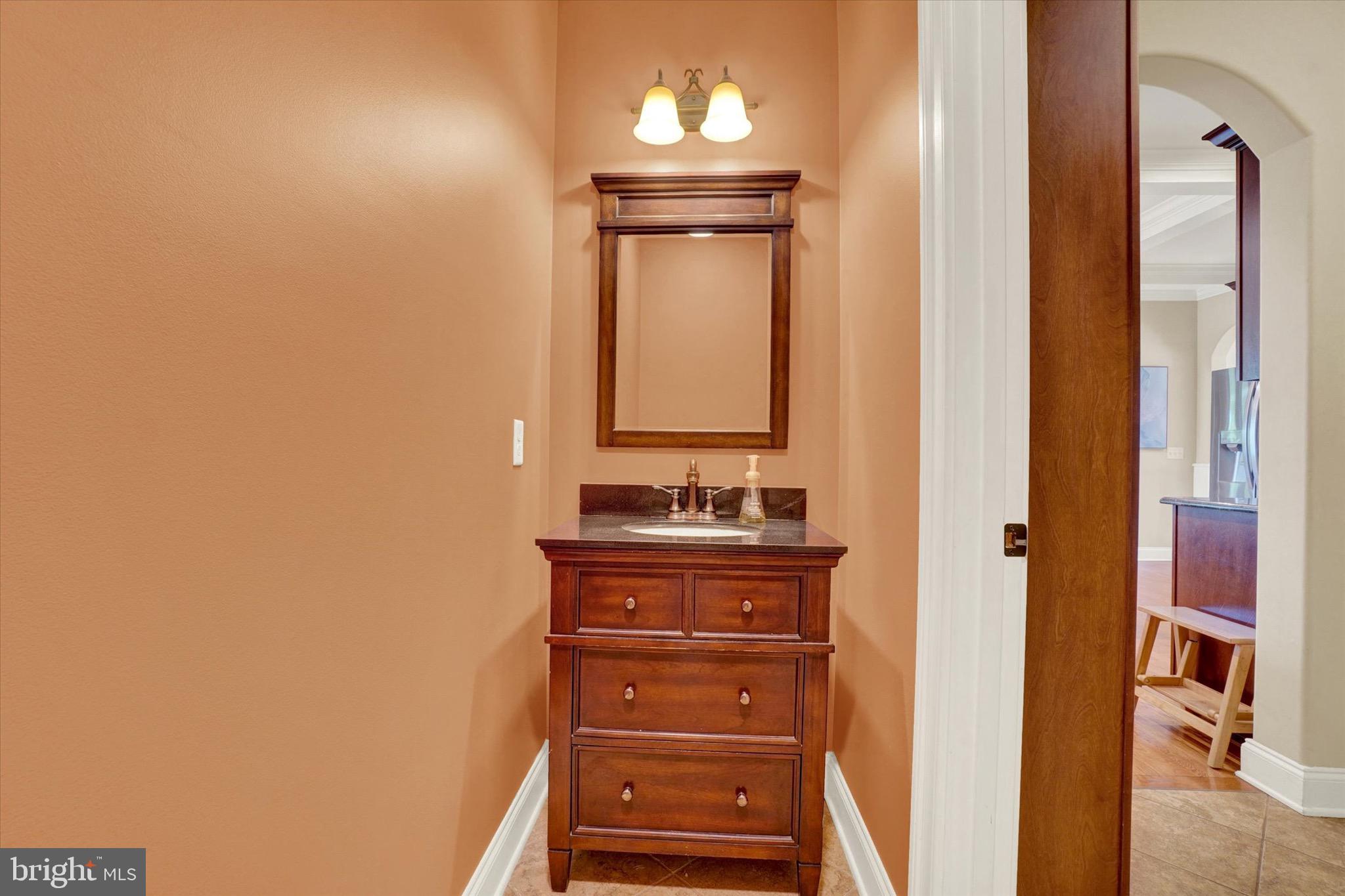 HAMPDEN SUMMIT - Residential