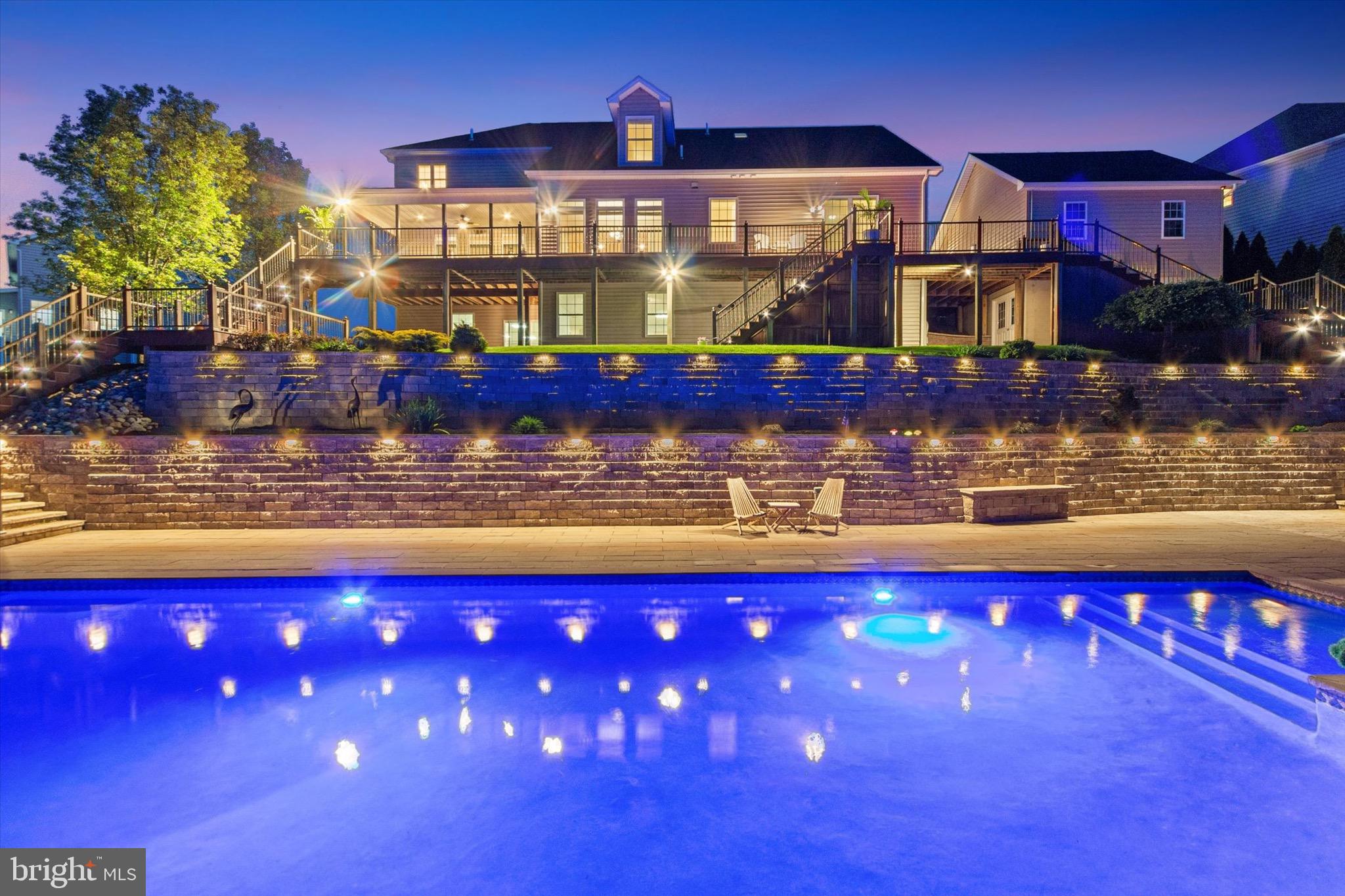 HAMPDEN SUMMIT - Residential