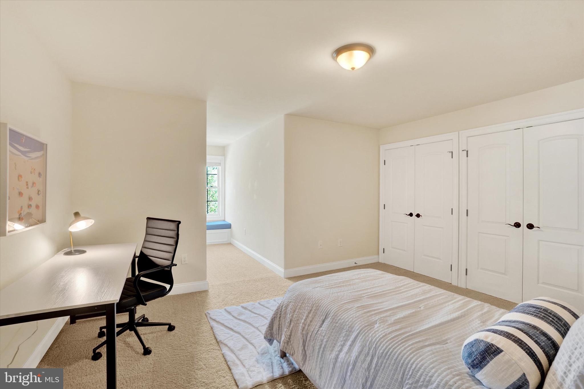 HAMPDEN SUMMIT - Residential
