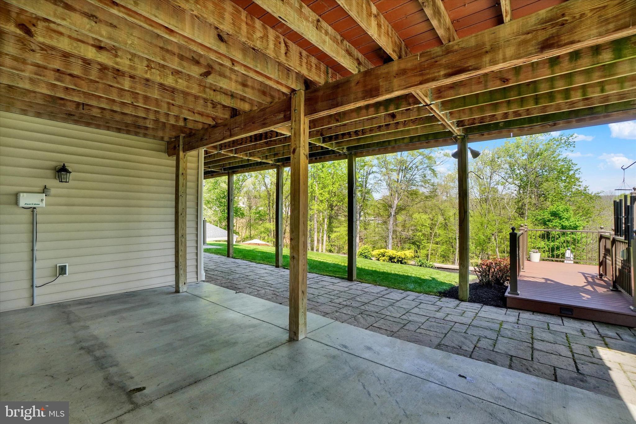HAMPDEN SUMMIT - Residential