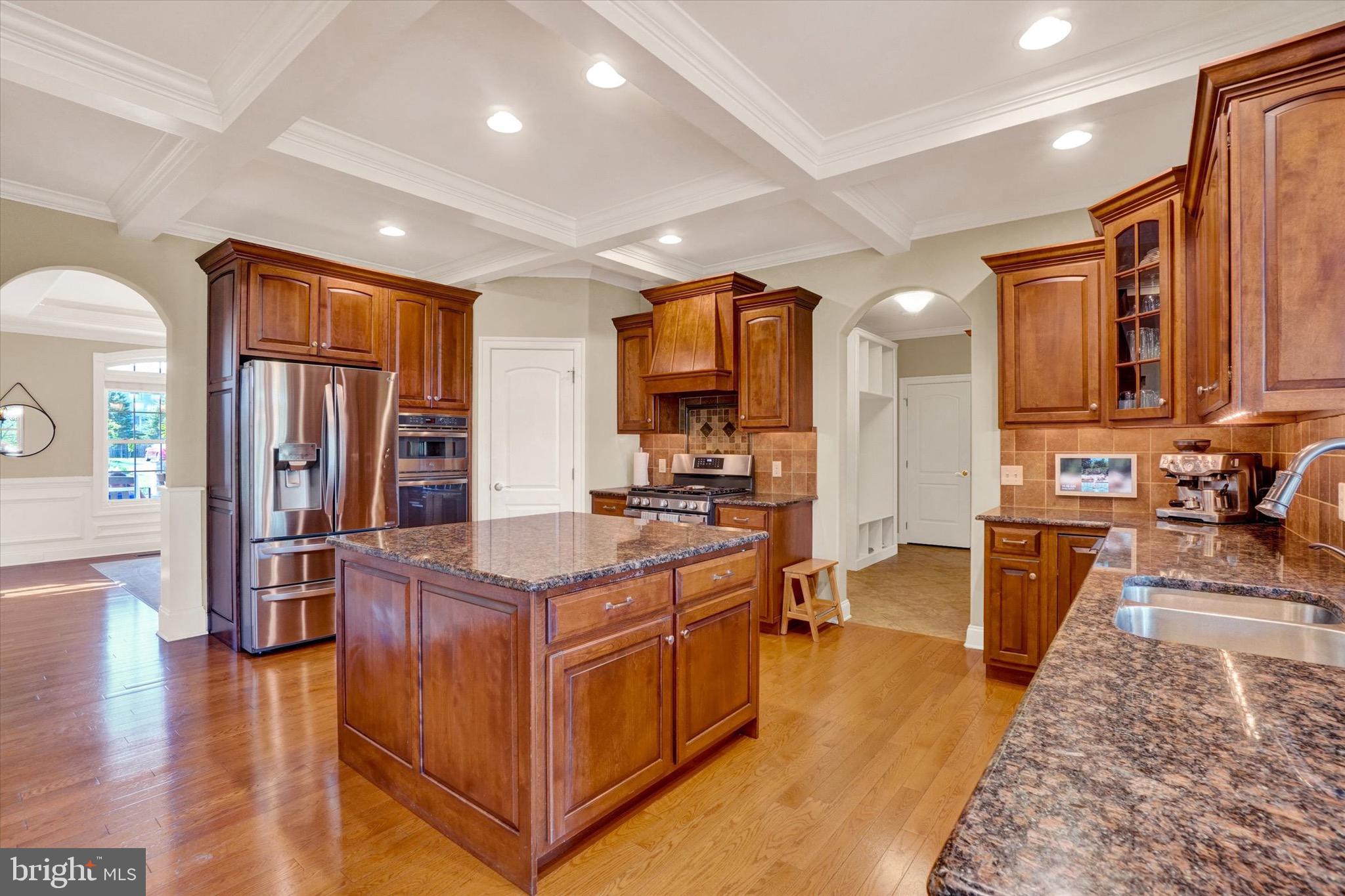 HAMPDEN SUMMIT - Residential