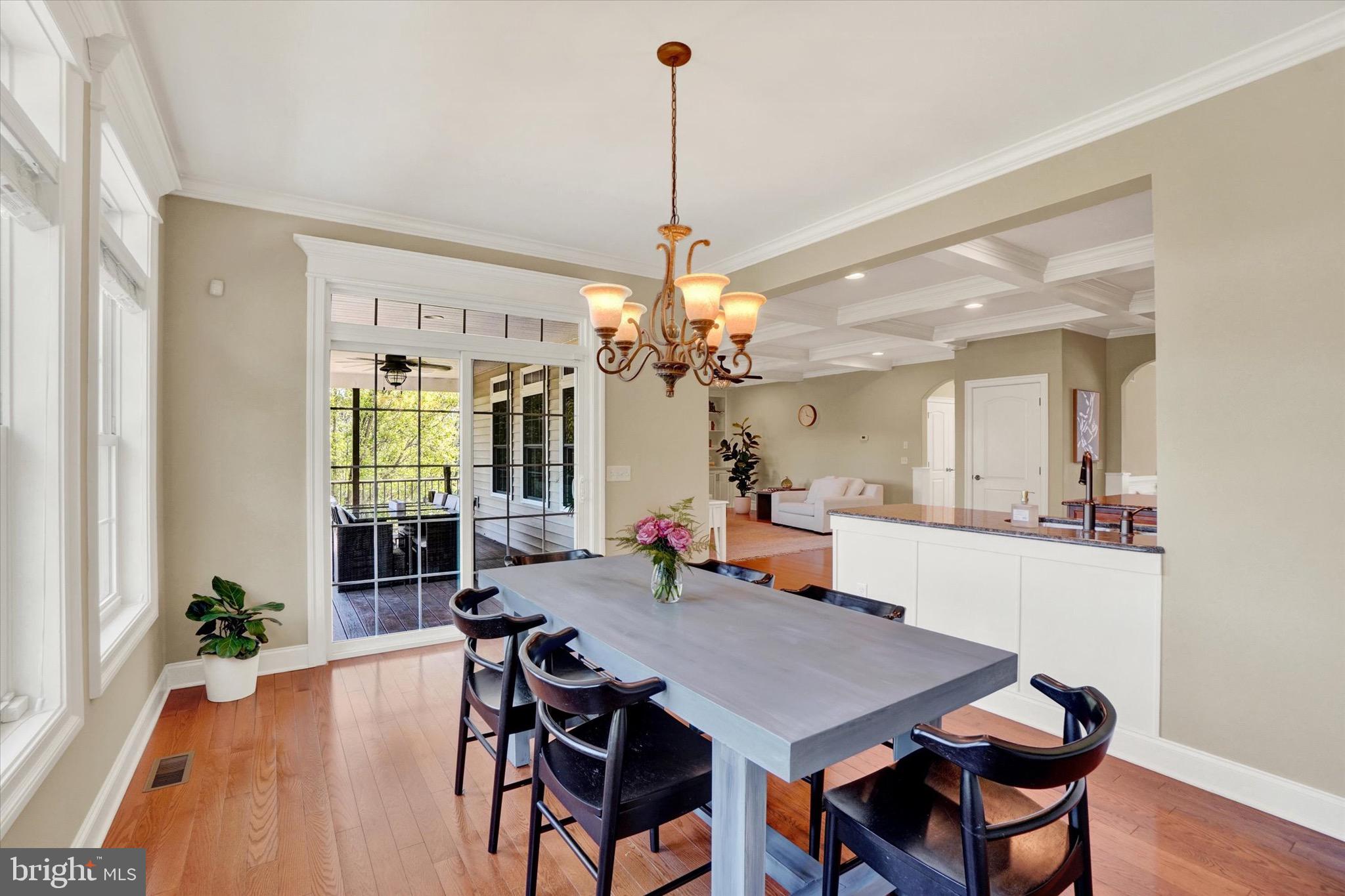 HAMPDEN SUMMIT - Residential