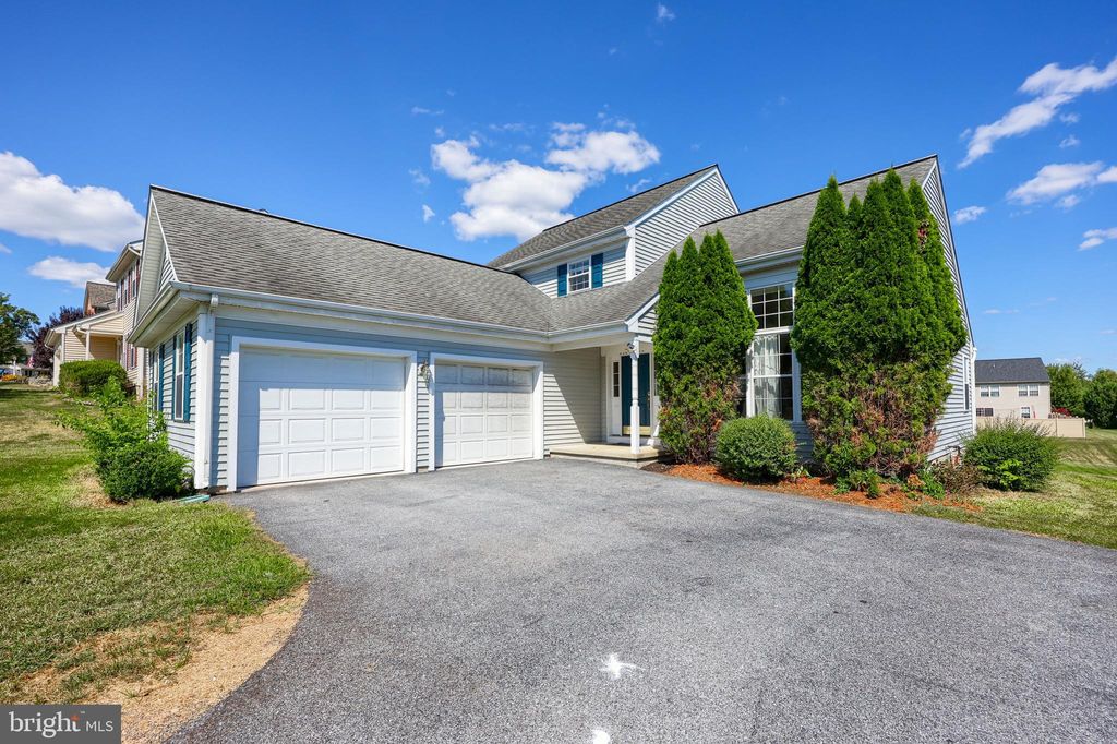 Photo of 81 Tower Drive, ELIZABETHTOWN, PA 17022 (MLS # PALA2076590)