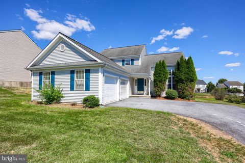 Photo of 81 Tower Drive, ELIZABETHTOWN, PA 17022 (MLS # PALA2076590)