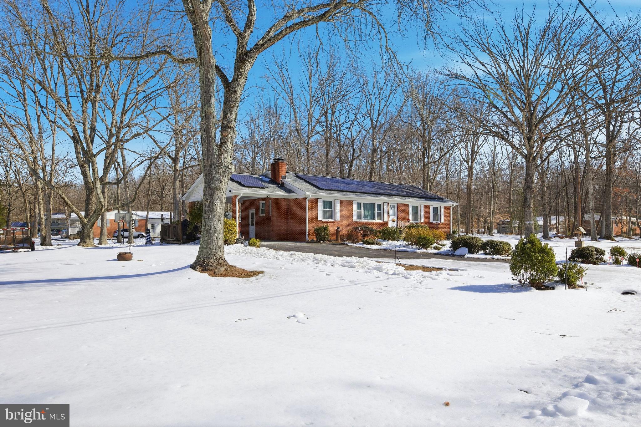 WARRLINDA VILLAGE - Residential