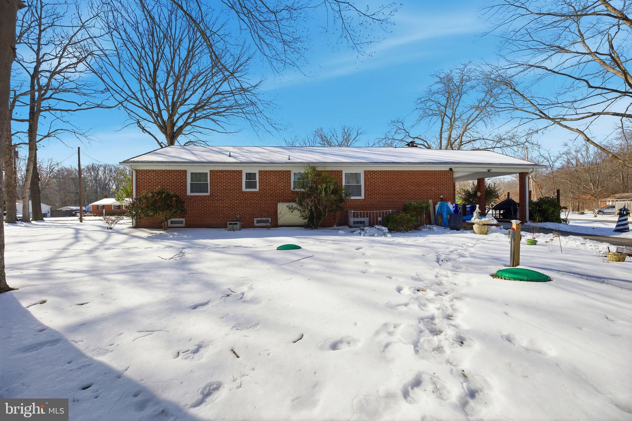 WARRLINDA VILLAGE - Residential