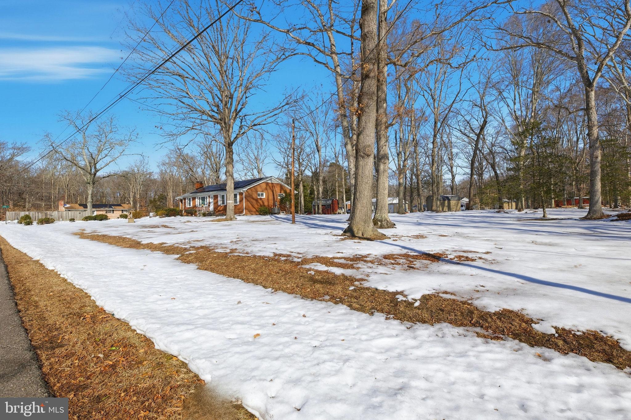 WARRLINDA VILLAGE - Residential