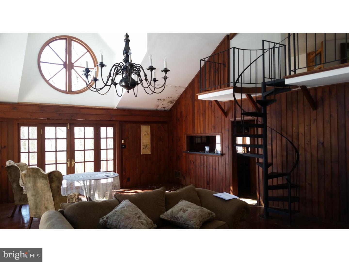VALLEY FORGE MTN - Residential