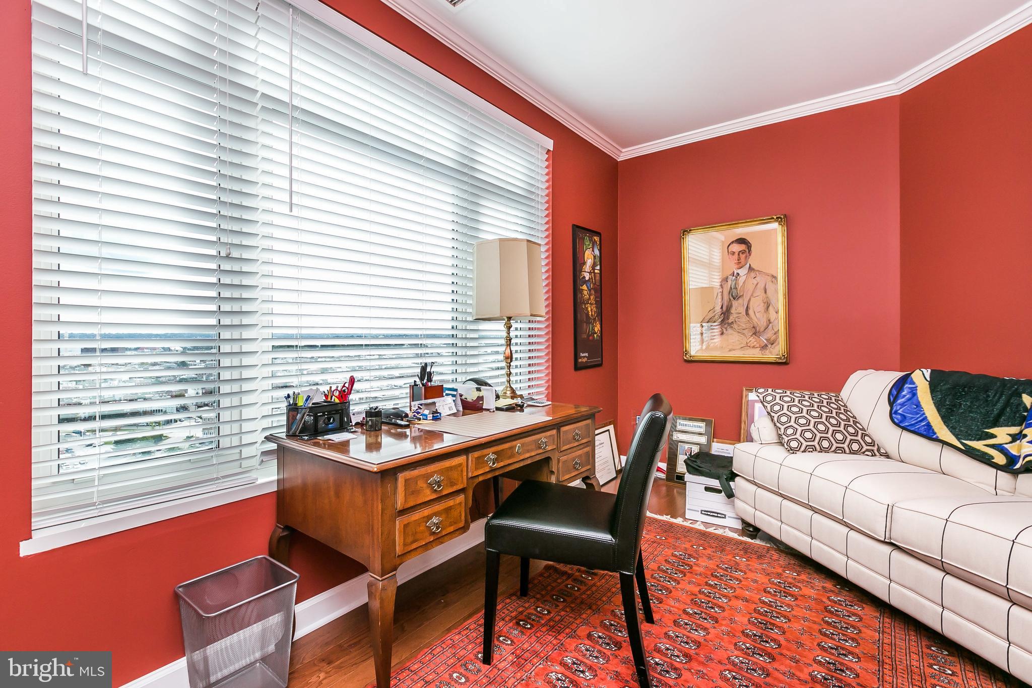 HARBORVIEW CONDOMINIUMS - Residential