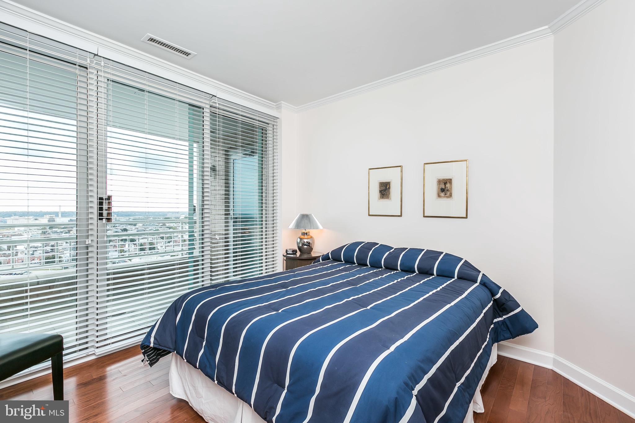 HARBORVIEW CONDOMINIUMS - Residential