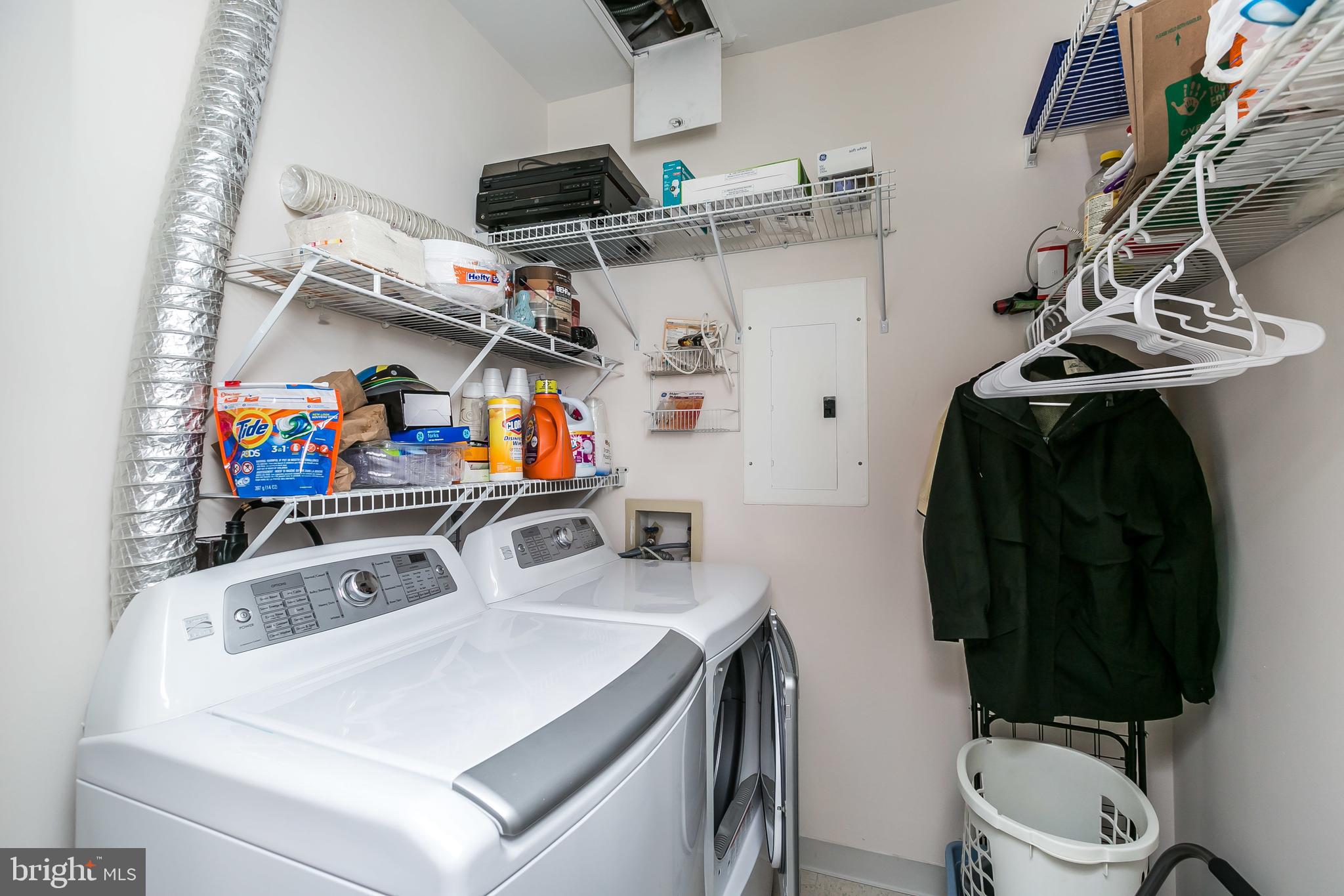 HARBORVIEW CONDOMINIUMS - Residential