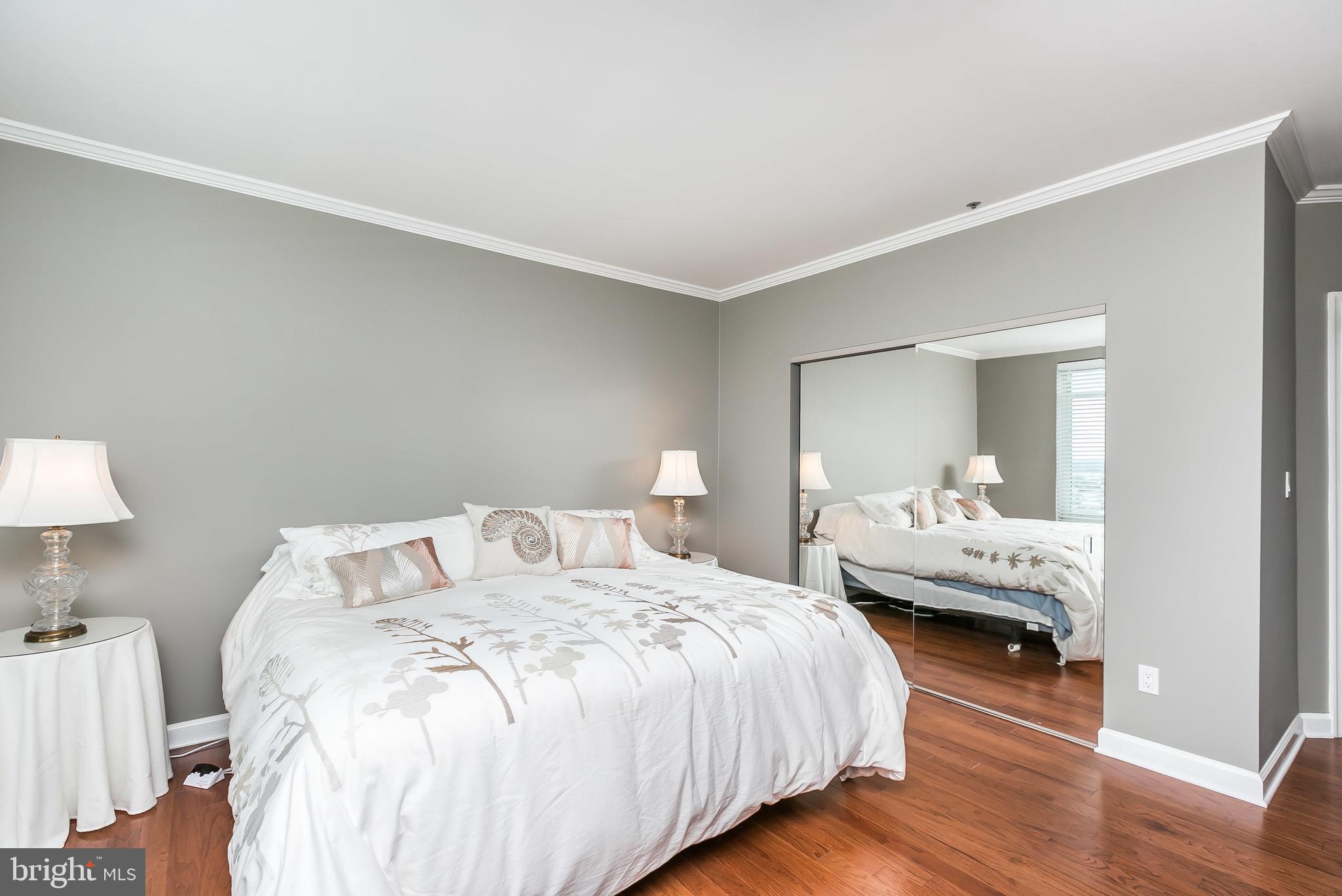 HARBORVIEW CONDOMINIUMS - Residential