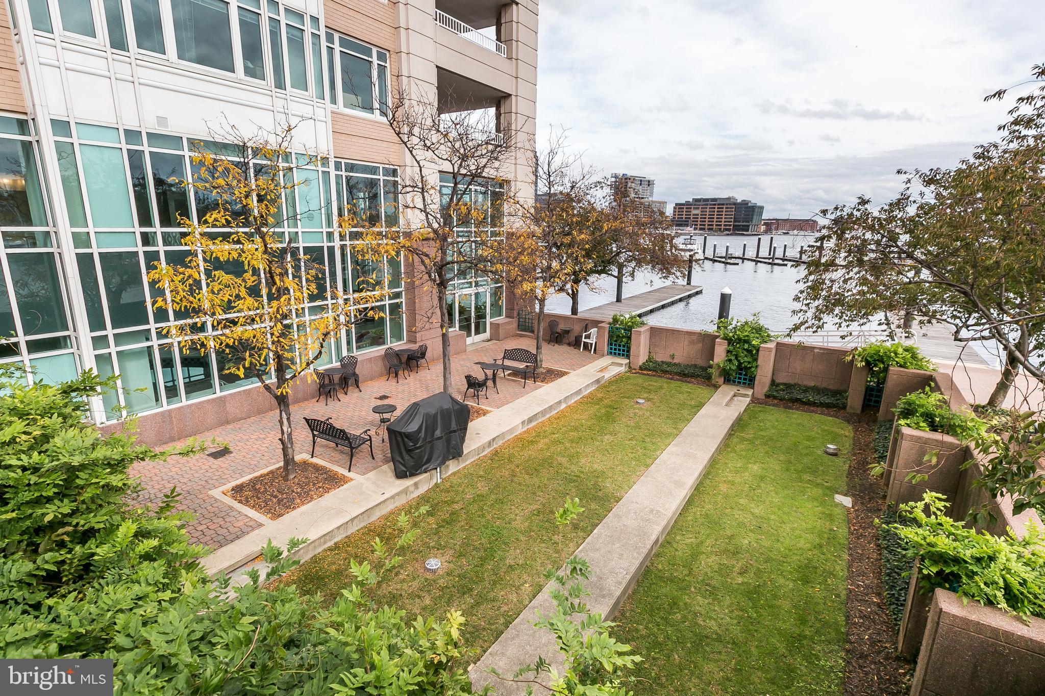 HARBORVIEW CONDOMINIUMS - Residential