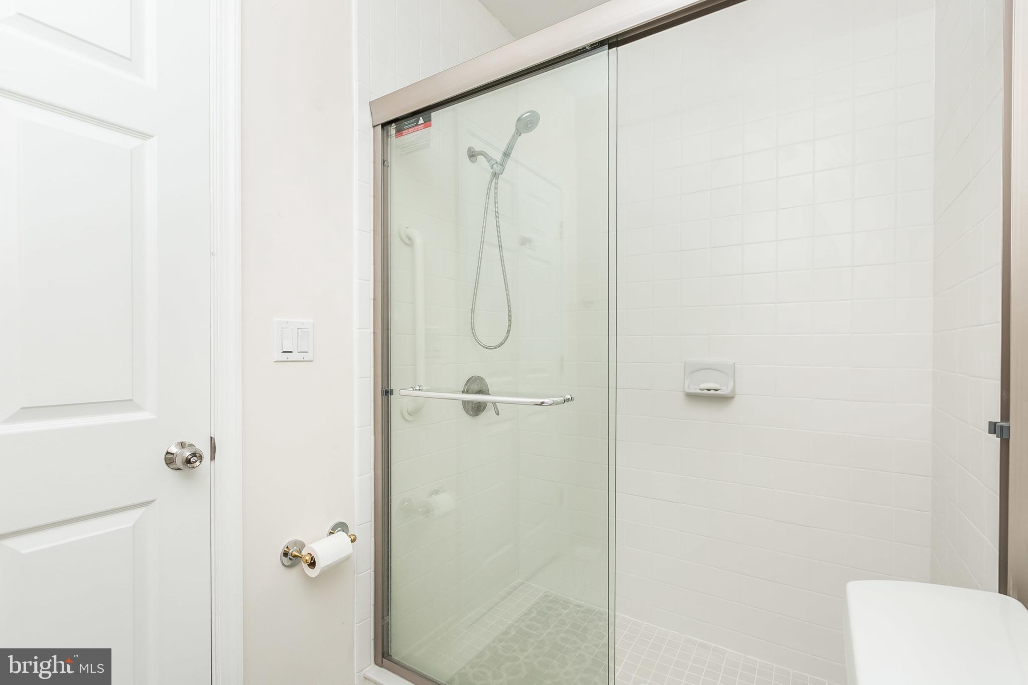 HARBORVIEW CONDOMINIUMS - Residential