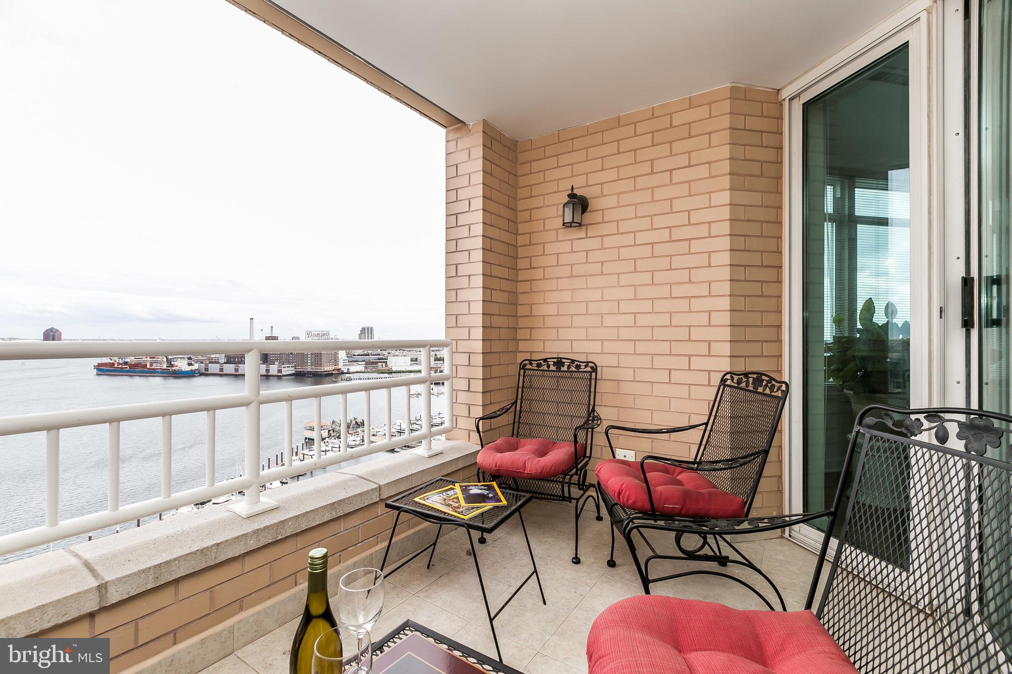 HARBORVIEW CONDOMINIUMS - Residential