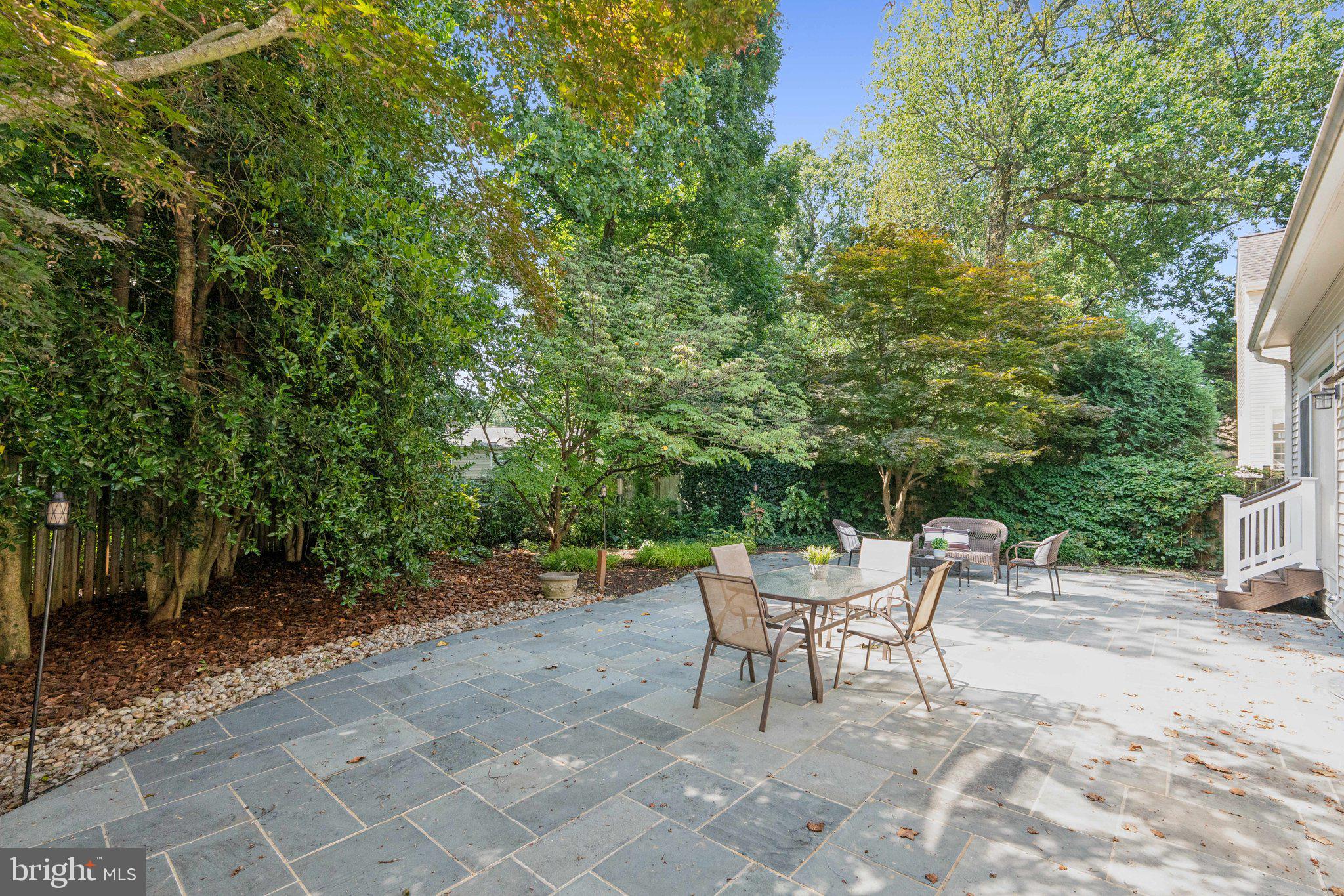 POTOMAC REGENCY - Residential