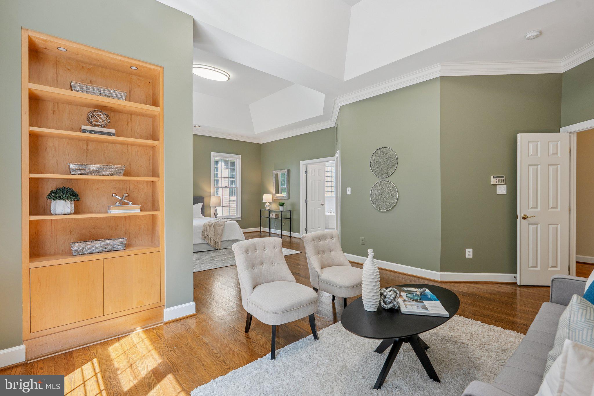 POTOMAC REGENCY - Residential