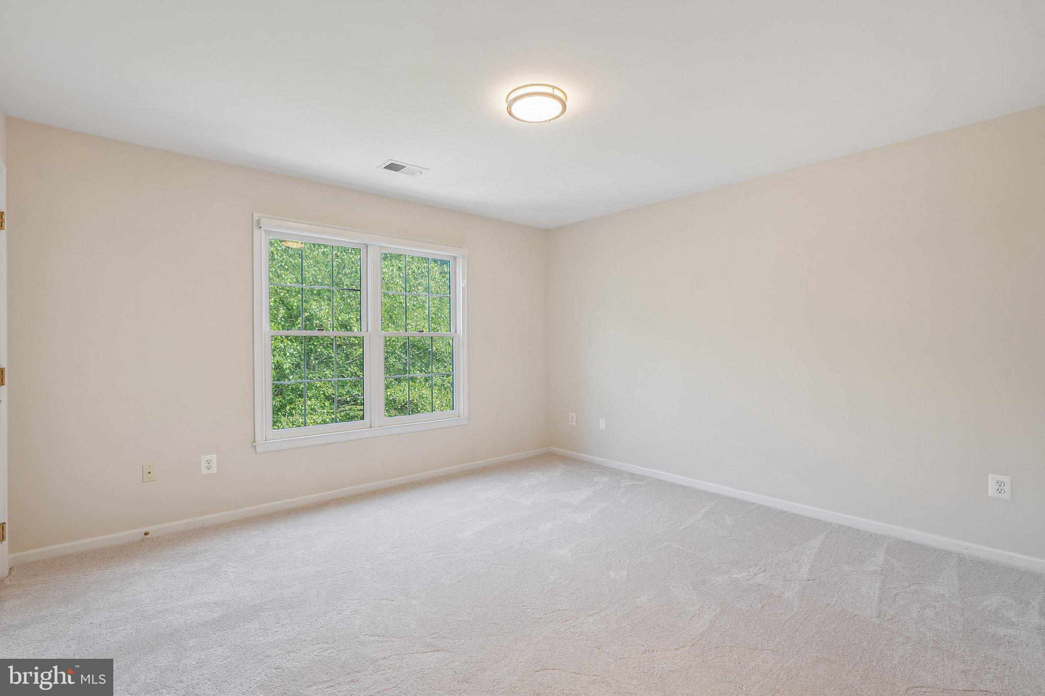 POTOMAC REGENCY - Residential