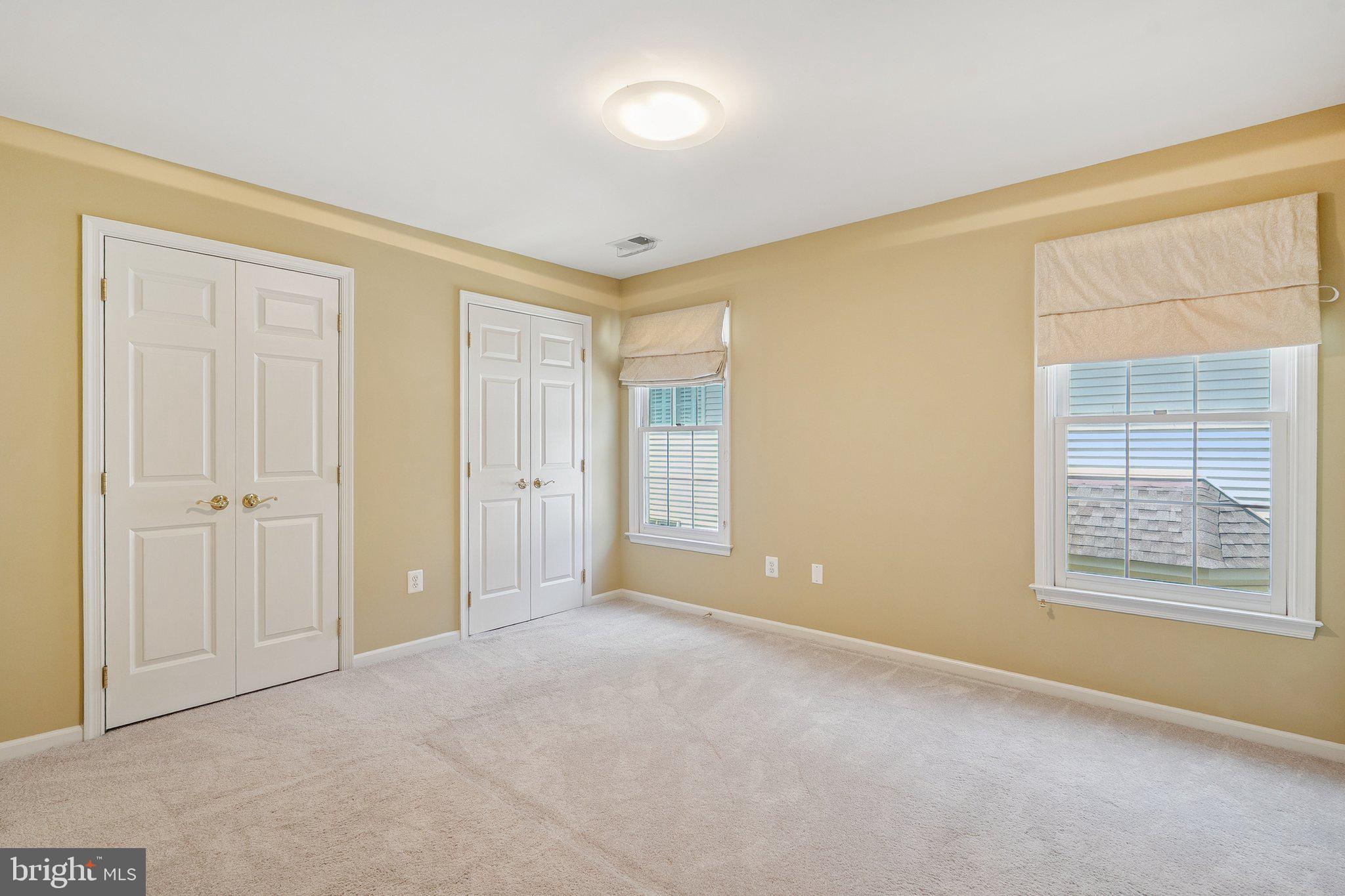 POTOMAC REGENCY - Residential