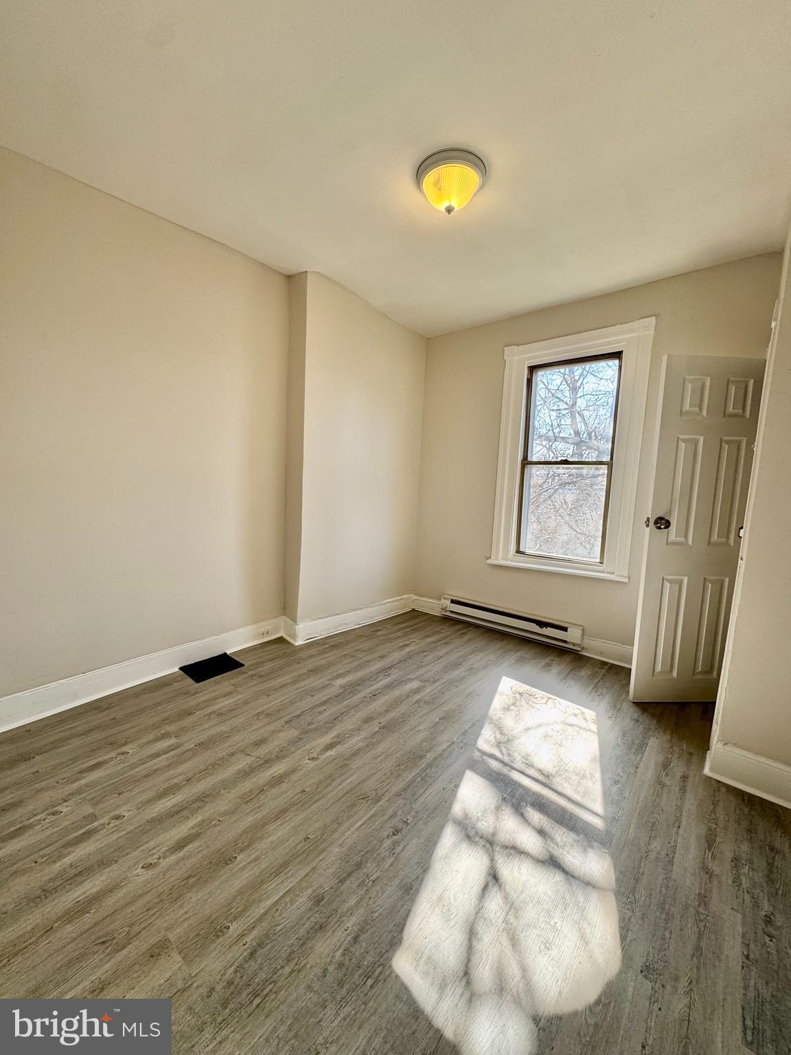 MILL CREEK - Residential Lease