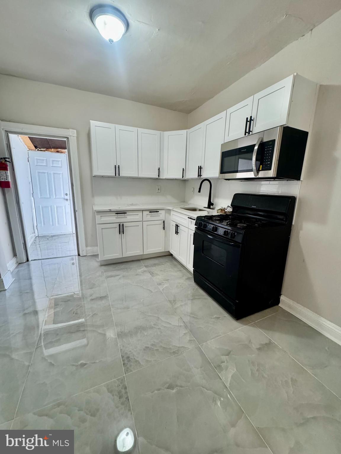 MILL CREEK - Residential Lease