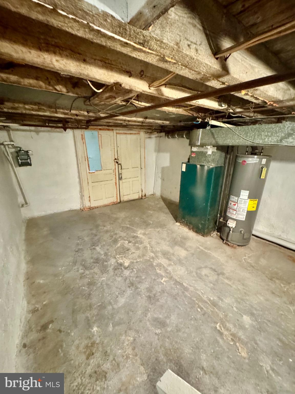 MILL CREEK - Residential Lease