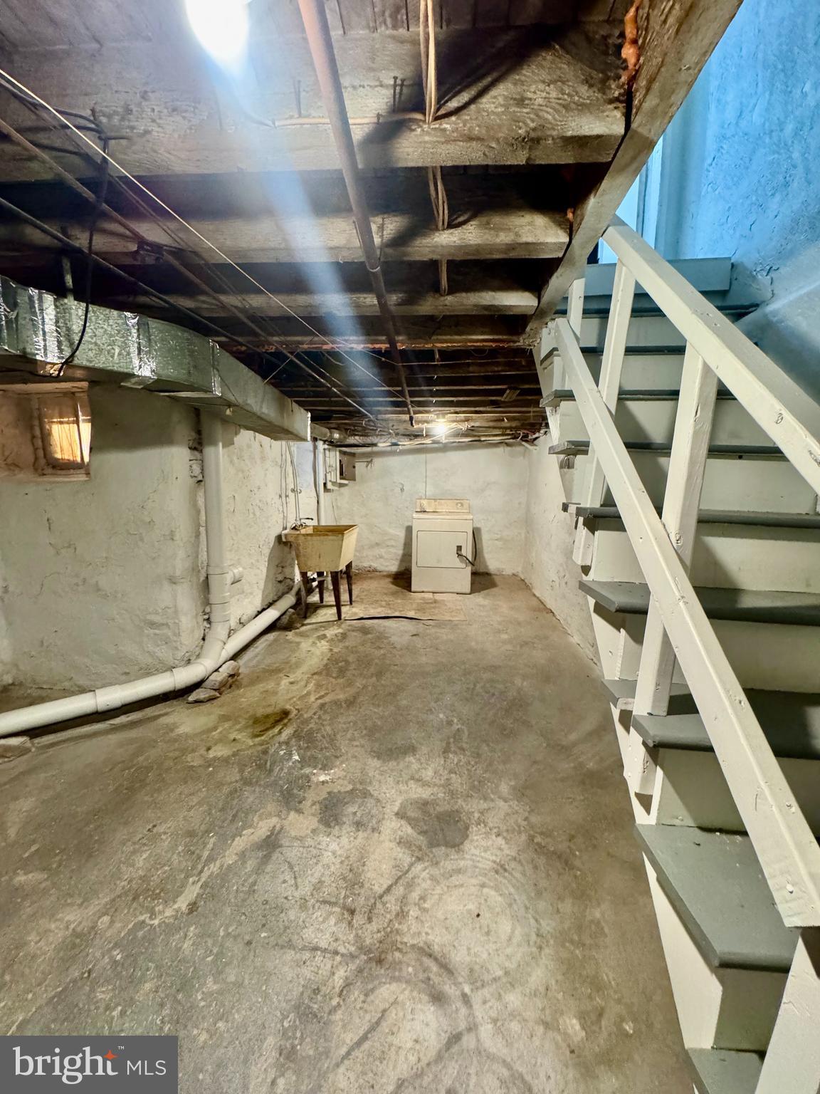 MILL CREEK - Residential Lease