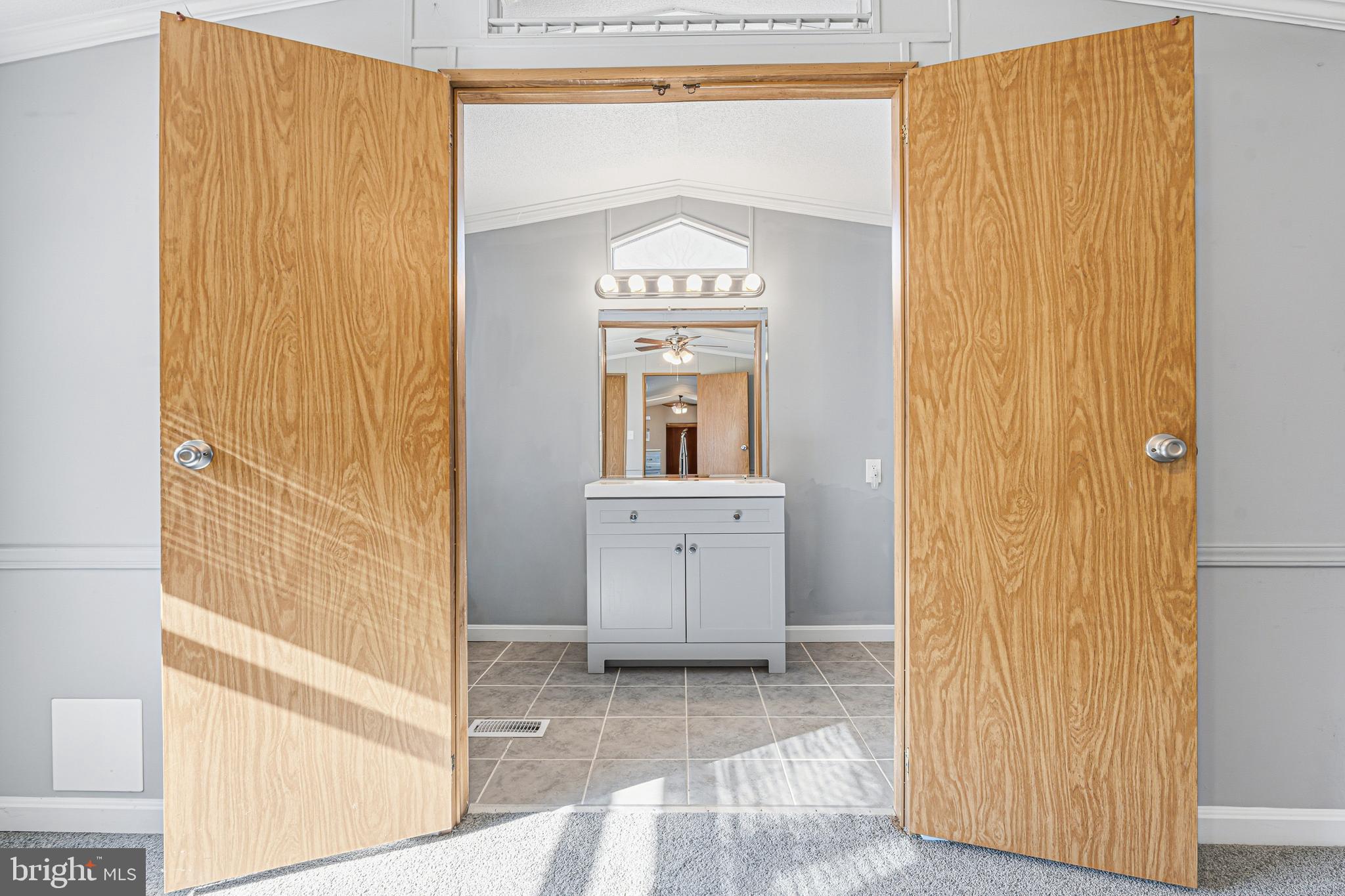 BISCAYNE BAY - Residential