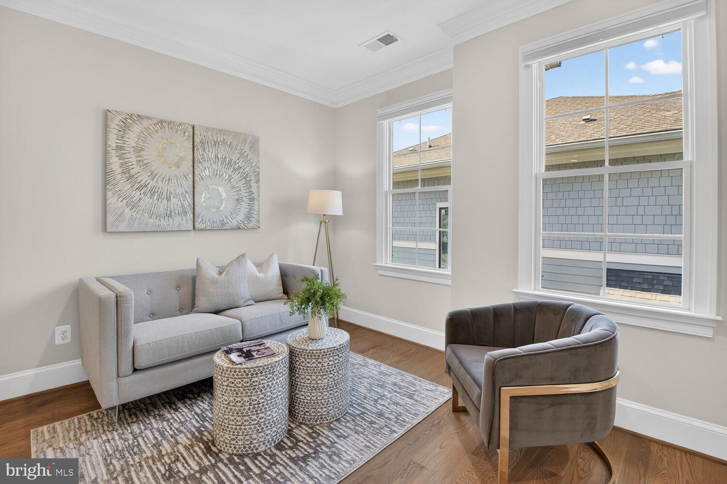 LEE HEIGHTS - Residential